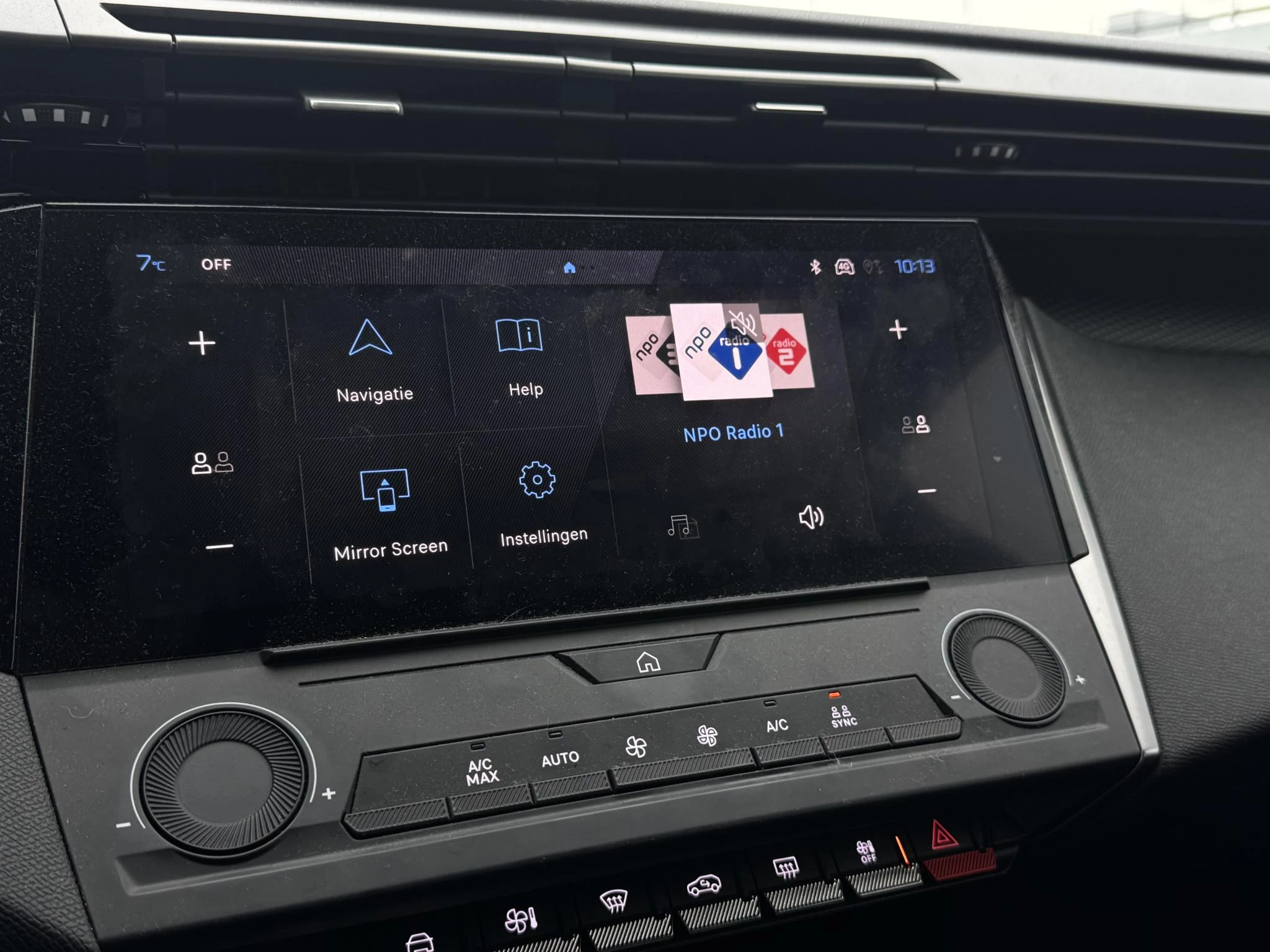 Peugeot-308-image-16