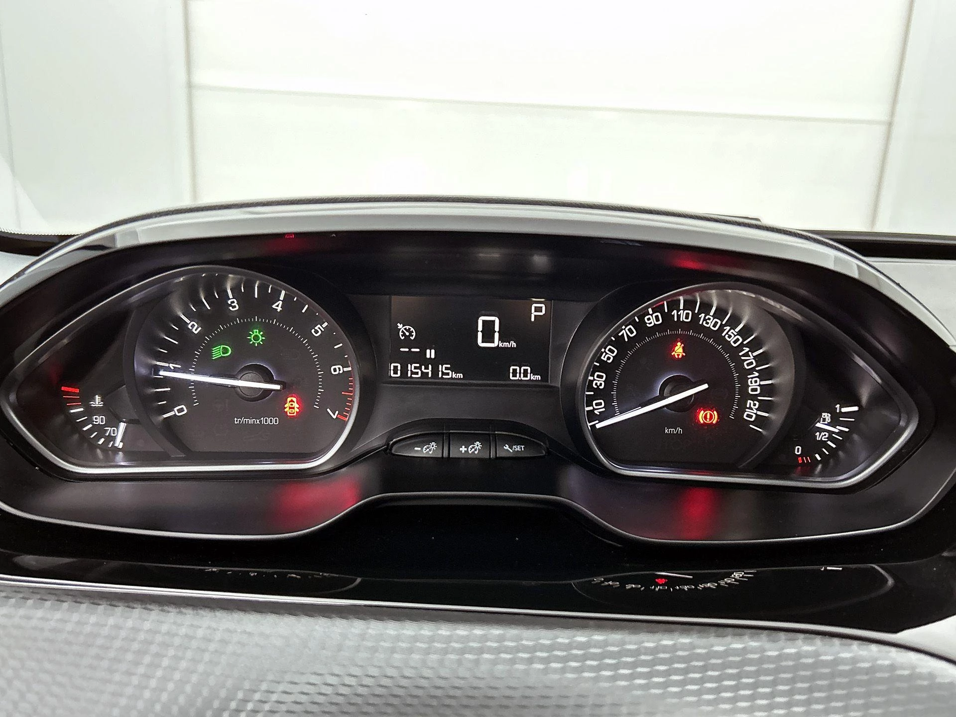 Peugeot-2008-image-14