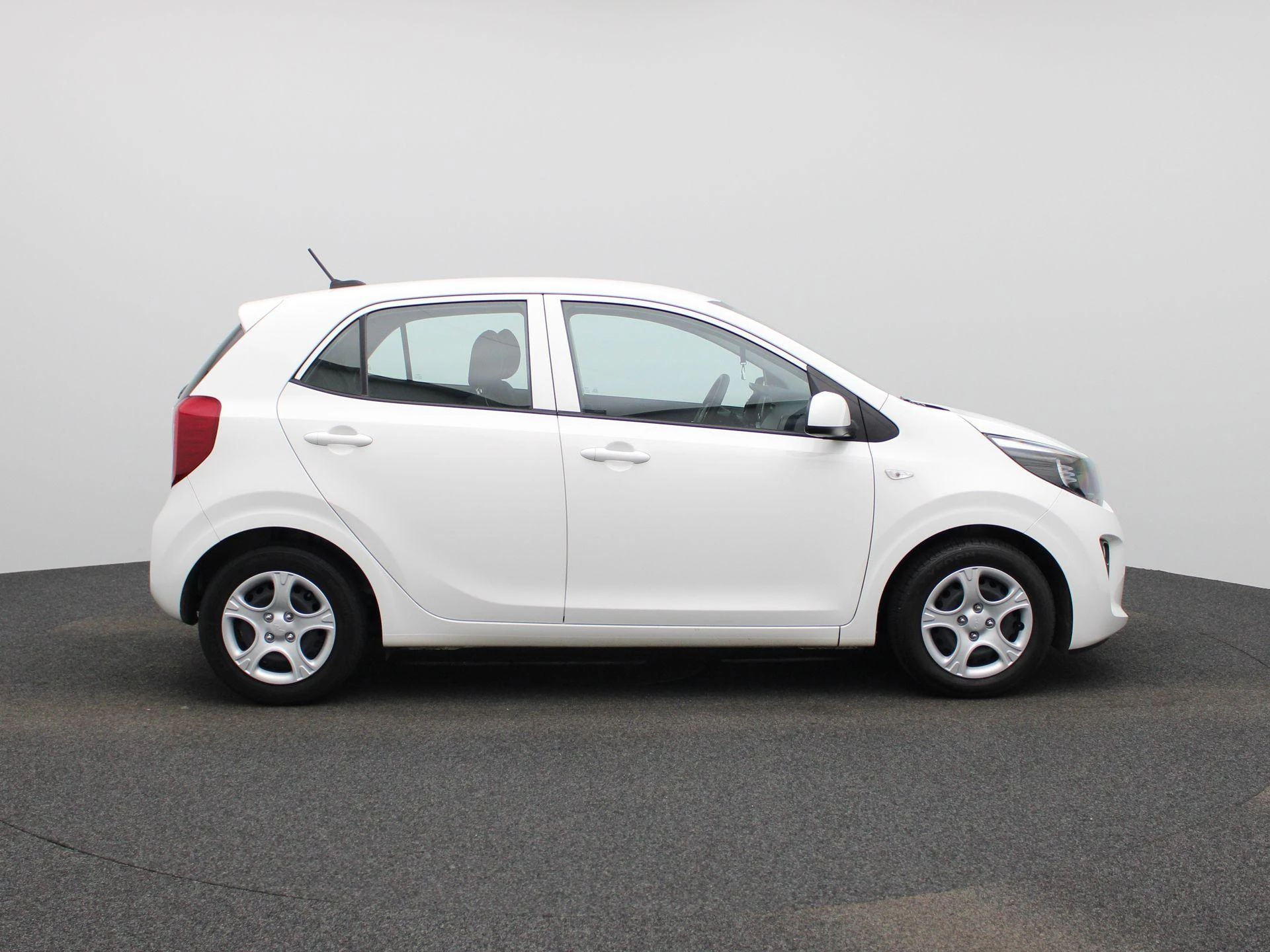 Kia-Picanto-image-7