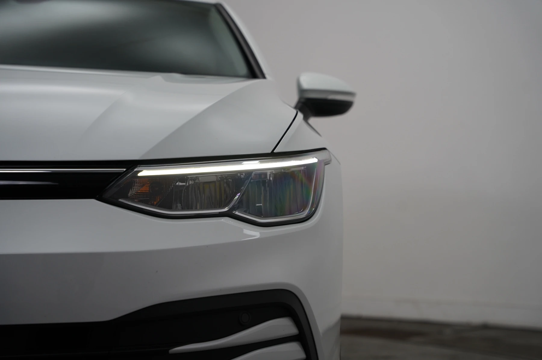 Volkswagen-Golf-image-39