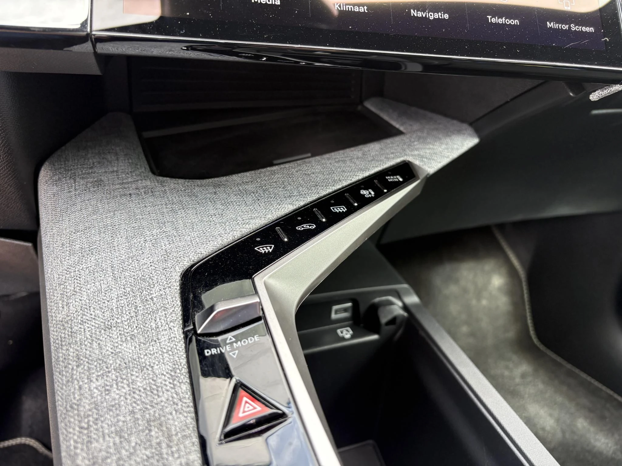 Peugeot 5008 1.2 Hybrid 145 GT 7p