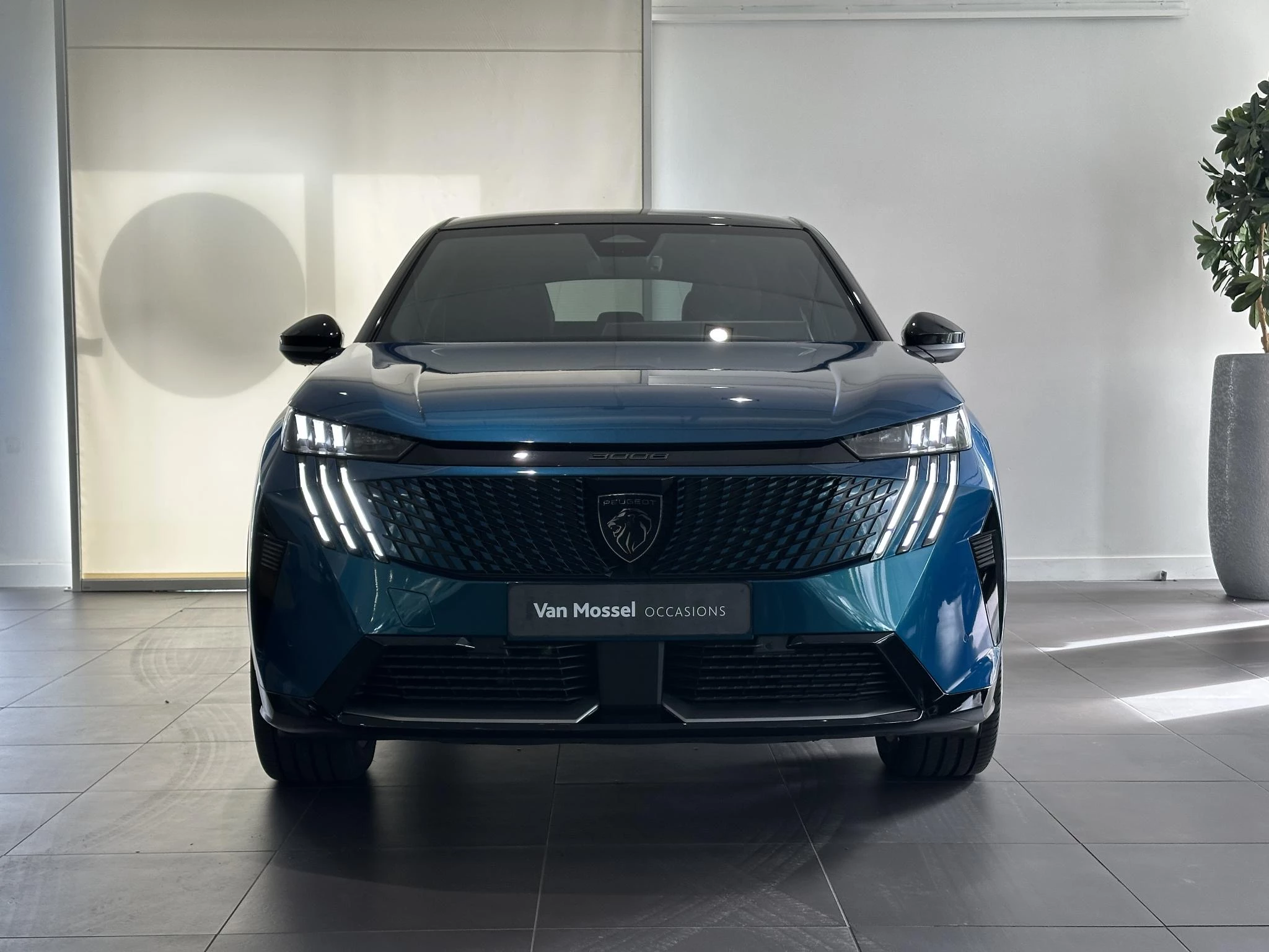 Peugeot-e-3008-image-2