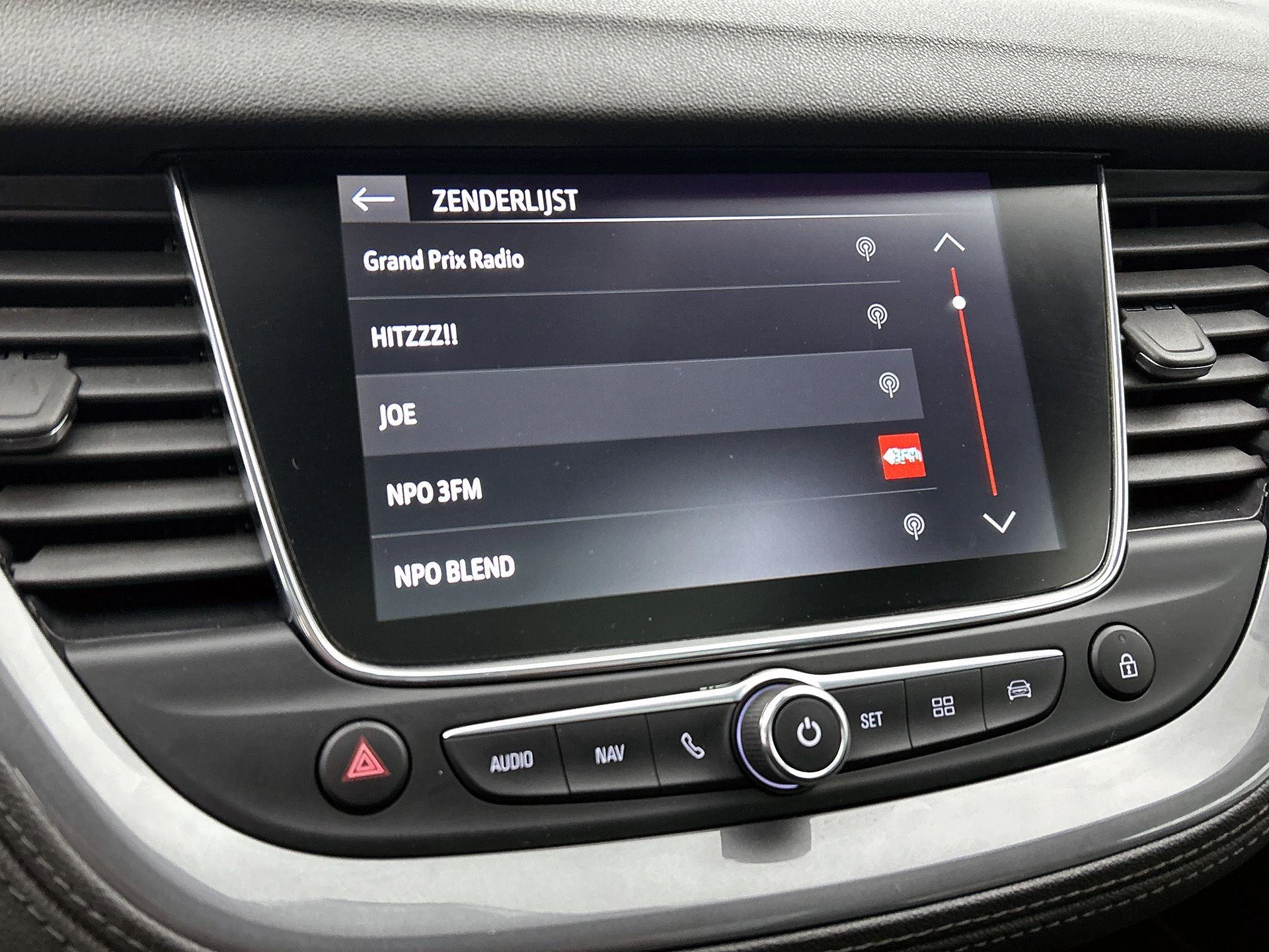 Opel-Grandland X-image-10
