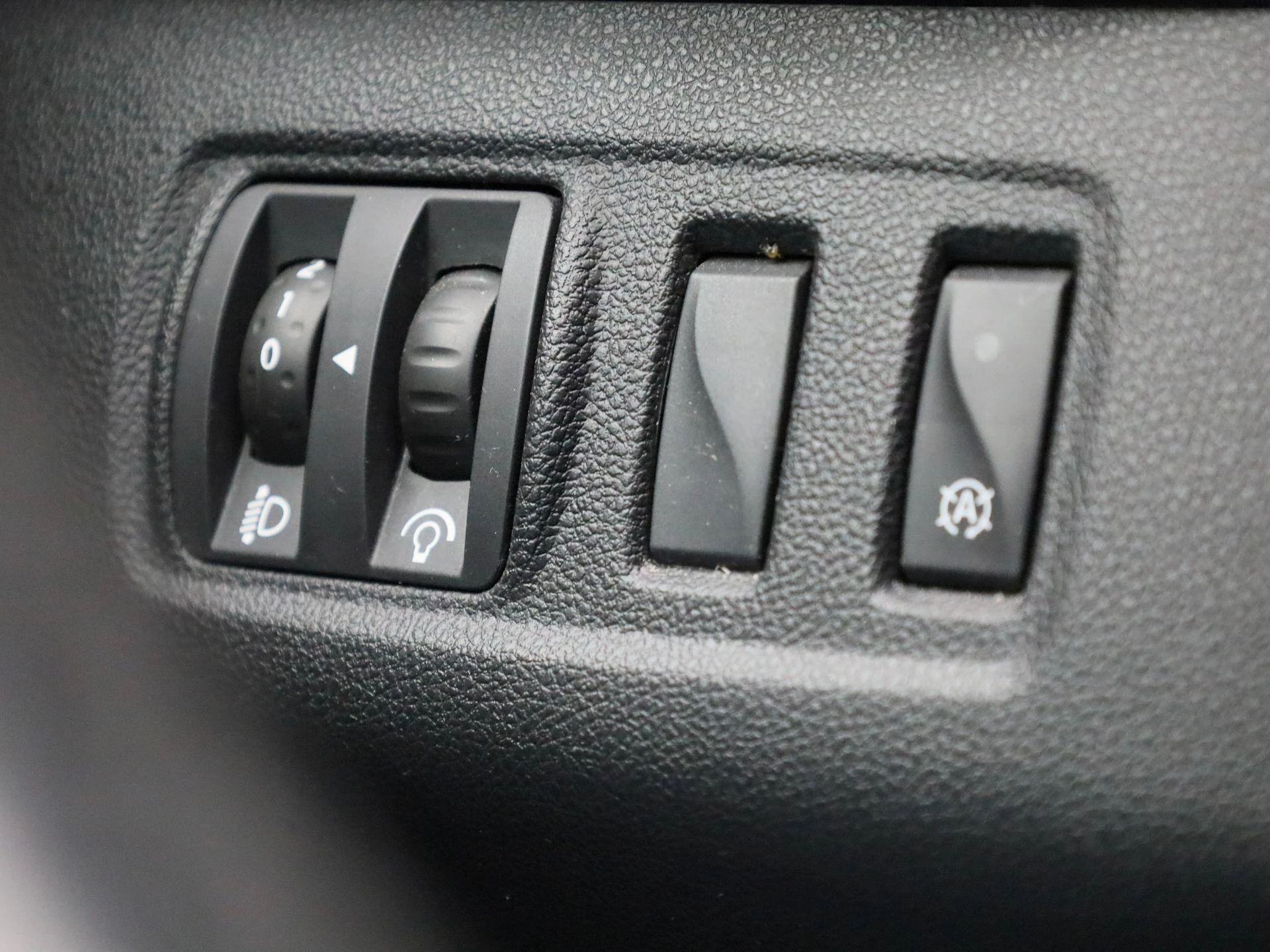 Renault-Clio-image-24