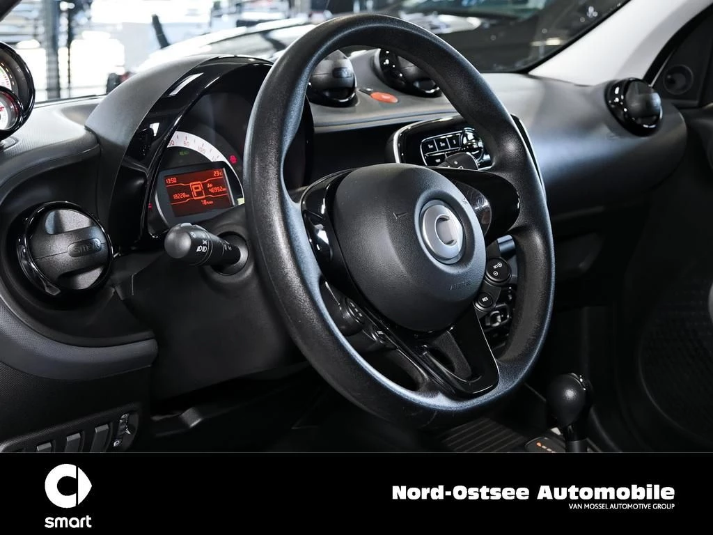 smart Forfour EQ COOL & AUDIO SITZHZG TEMPO LED