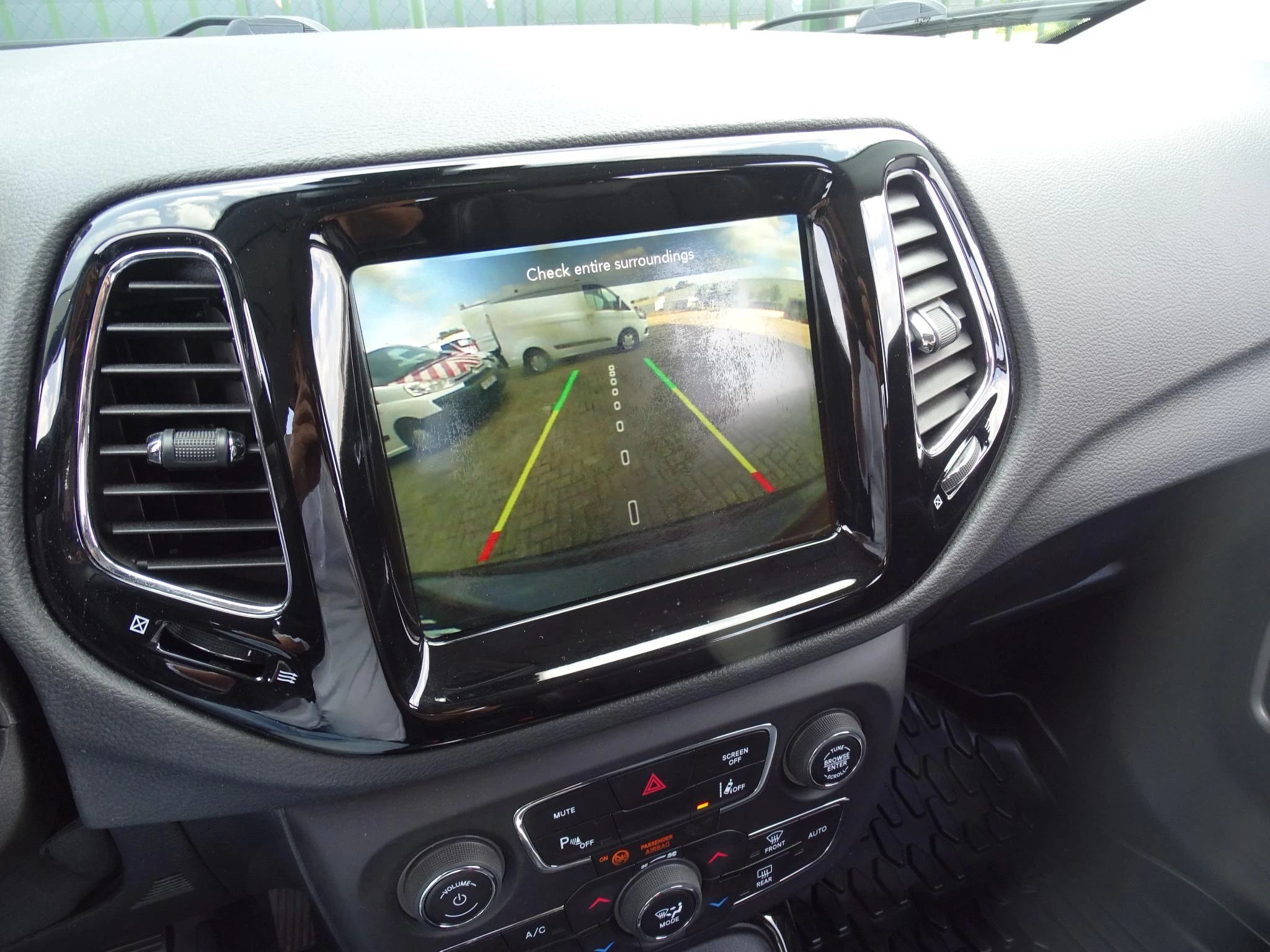 Jeep-Compass-image-18
