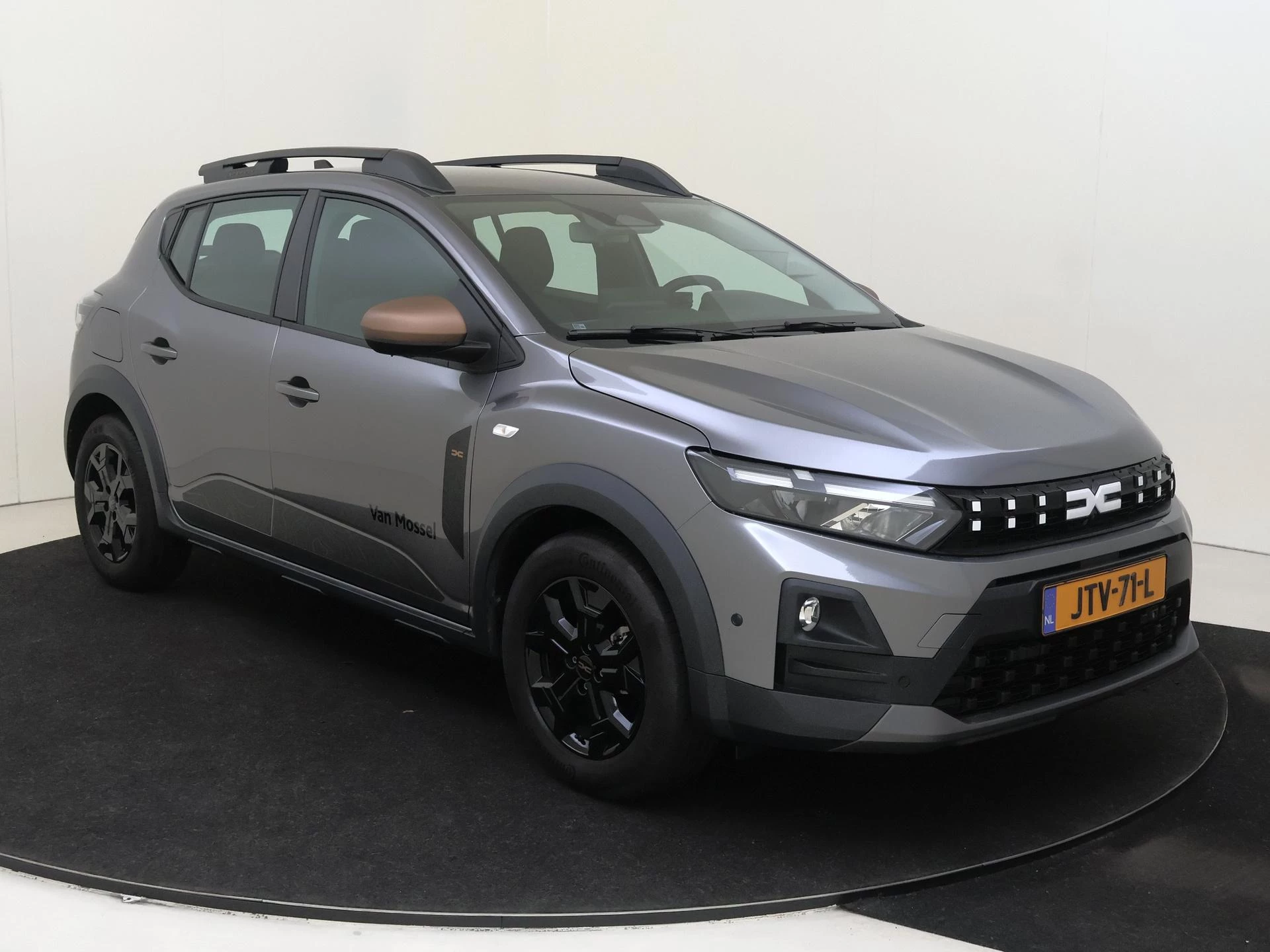 Dacia-Sandero Stepway-image-1