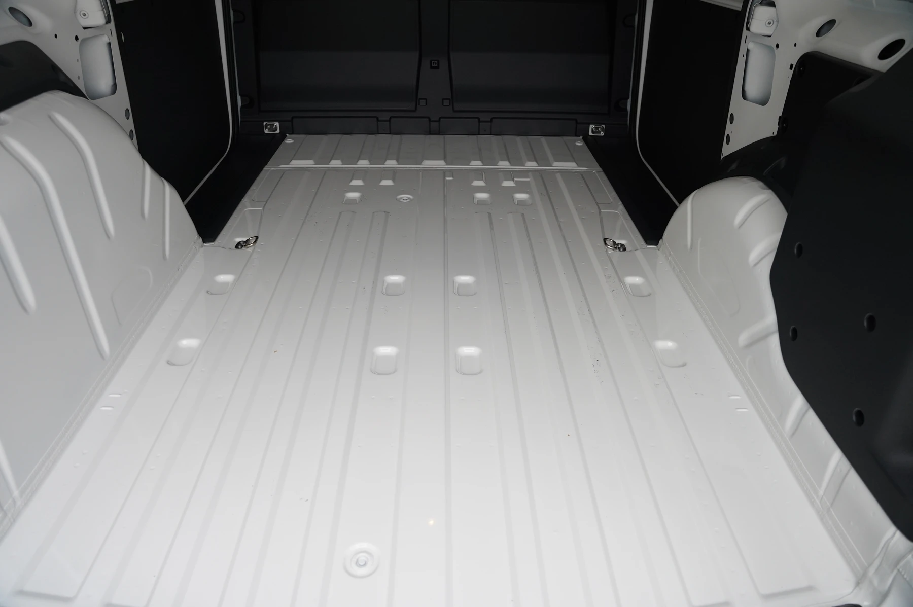 Volkswagen-Caddy-image-31