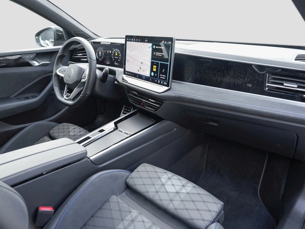 Volkswagen Passat Variant 2.0 TDI DSG 4Motion R-Line /AHK
