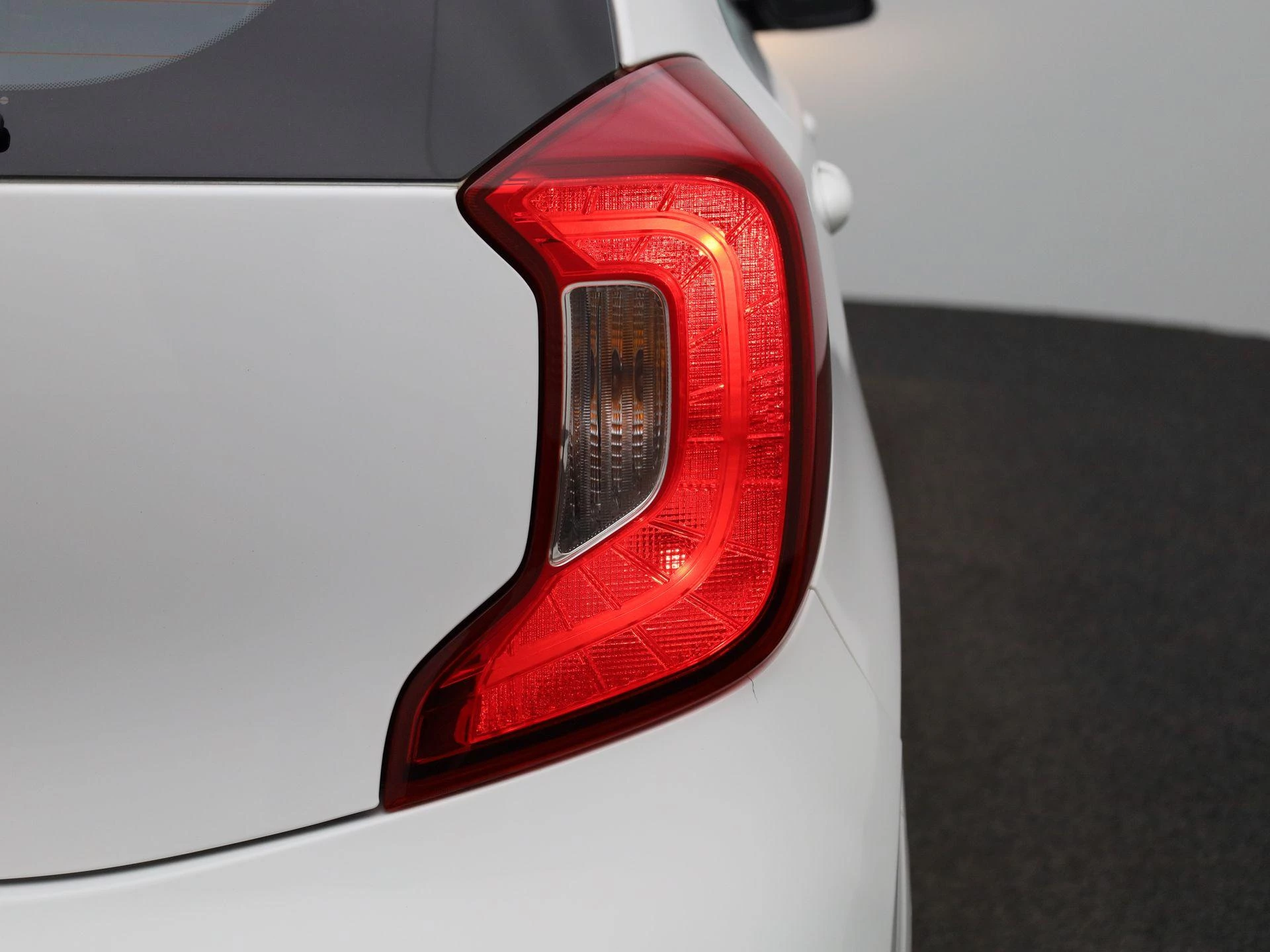 Kia-Picanto-image-30