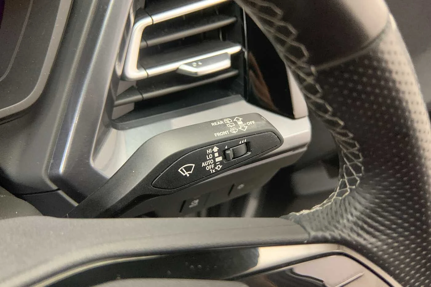 Audi-Q4 e-tron-image-31