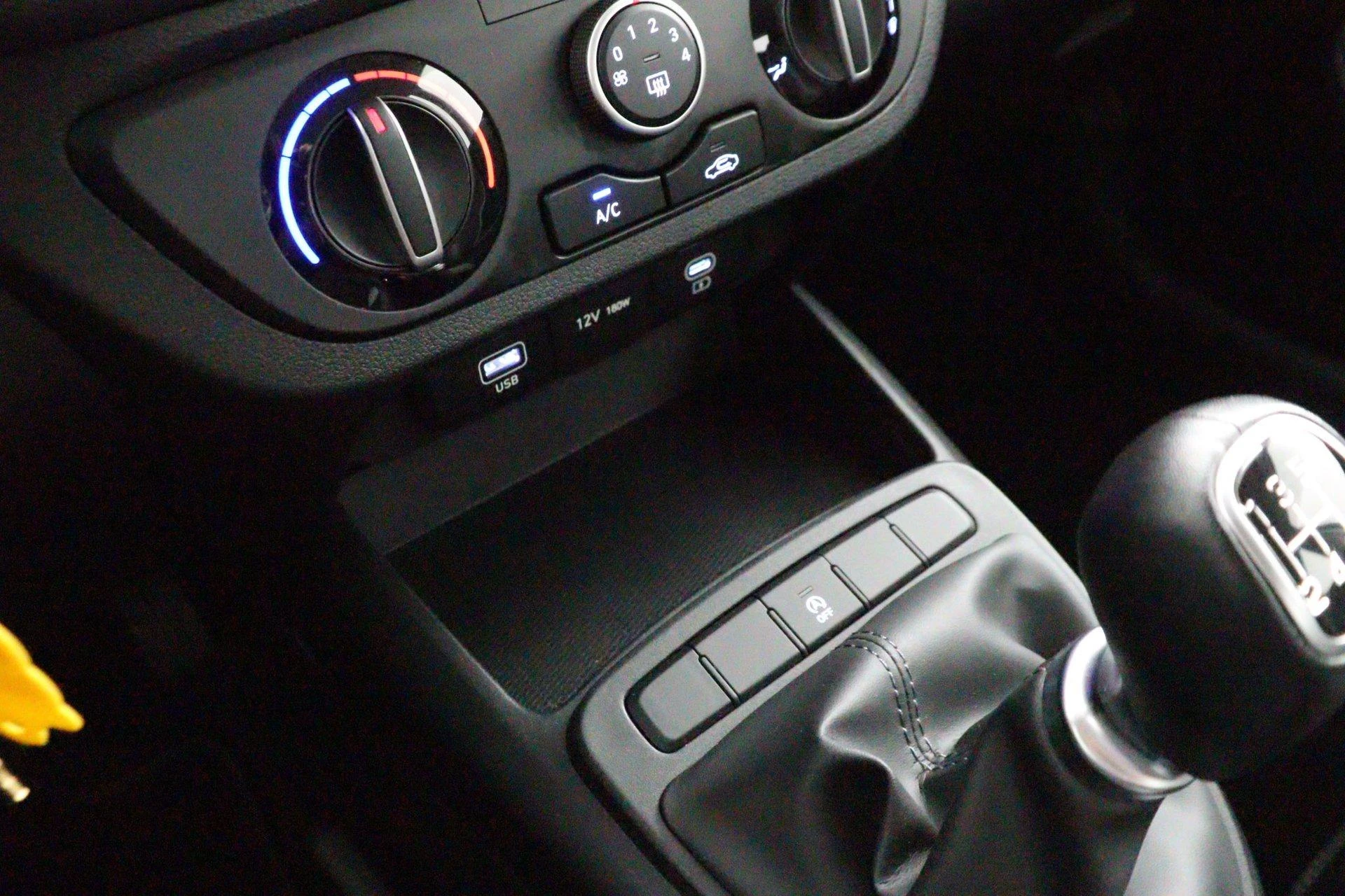Hyundai-i10-image-39
