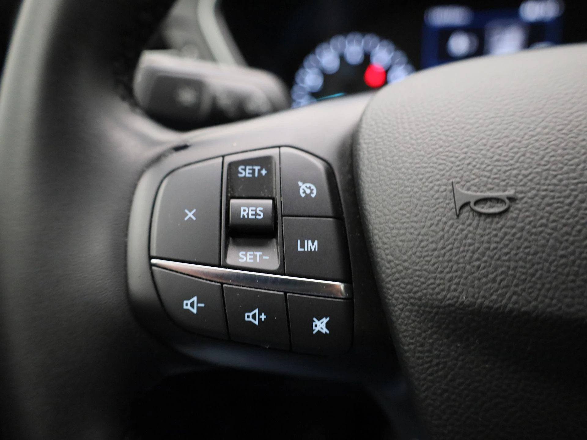 Ford-Kuga-image-16