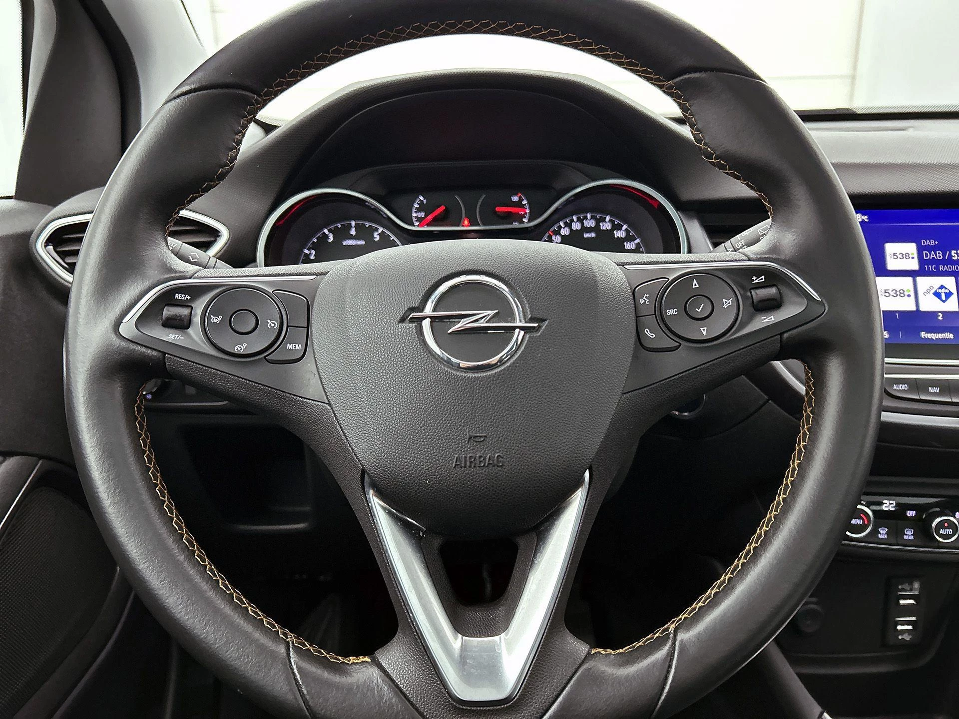 Opel-Crossland X-image-29