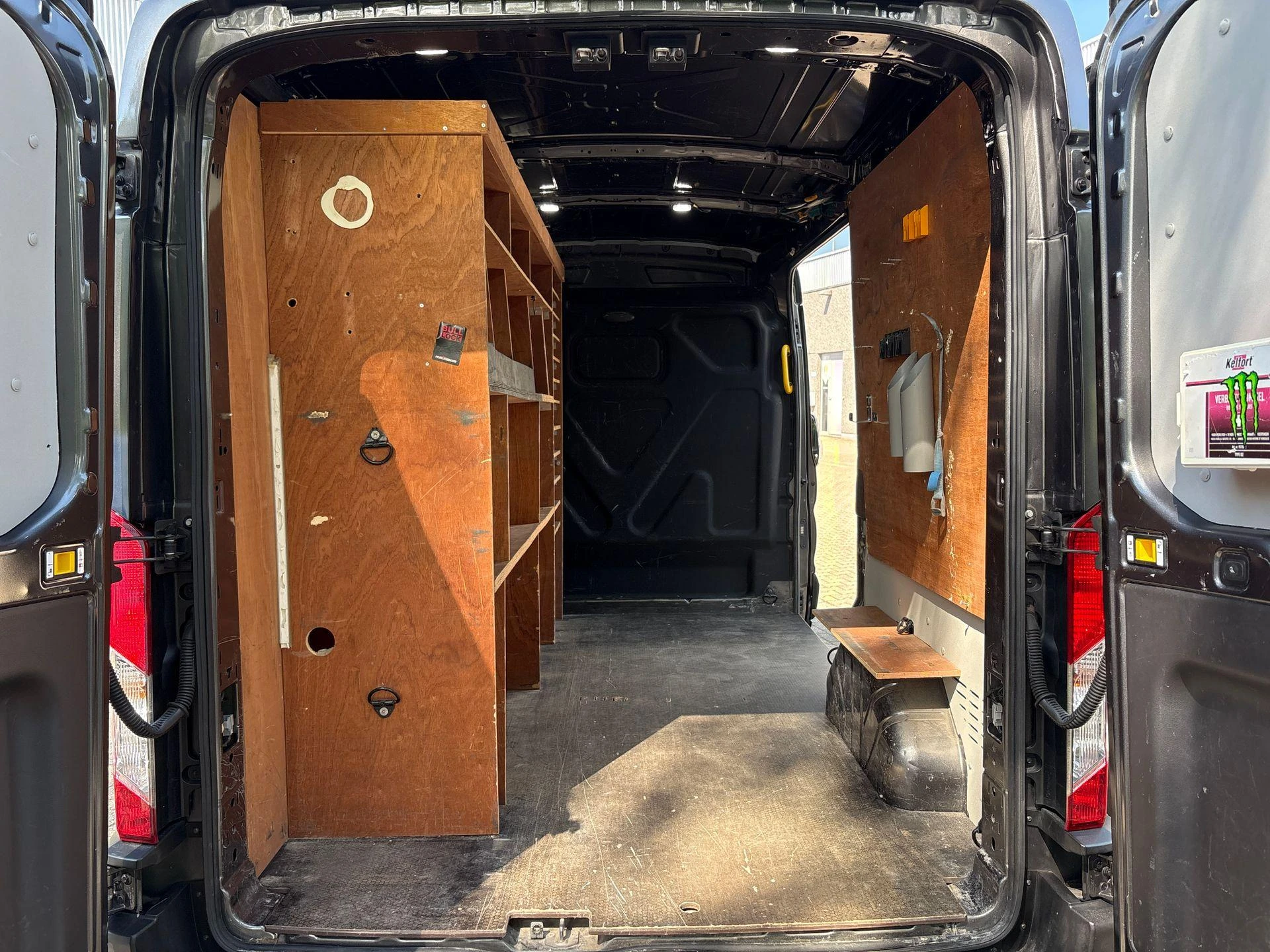 Ford-Transit-image-16