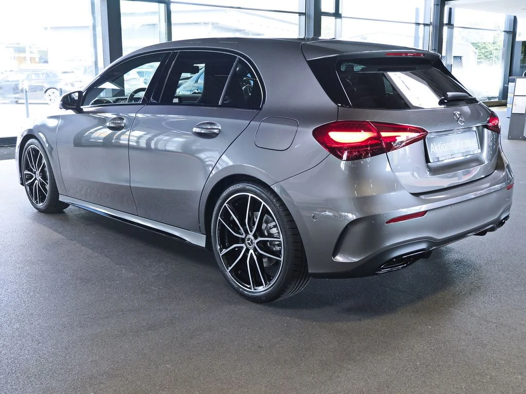 Mercedes-Benz-A-Klasse 200-image-4