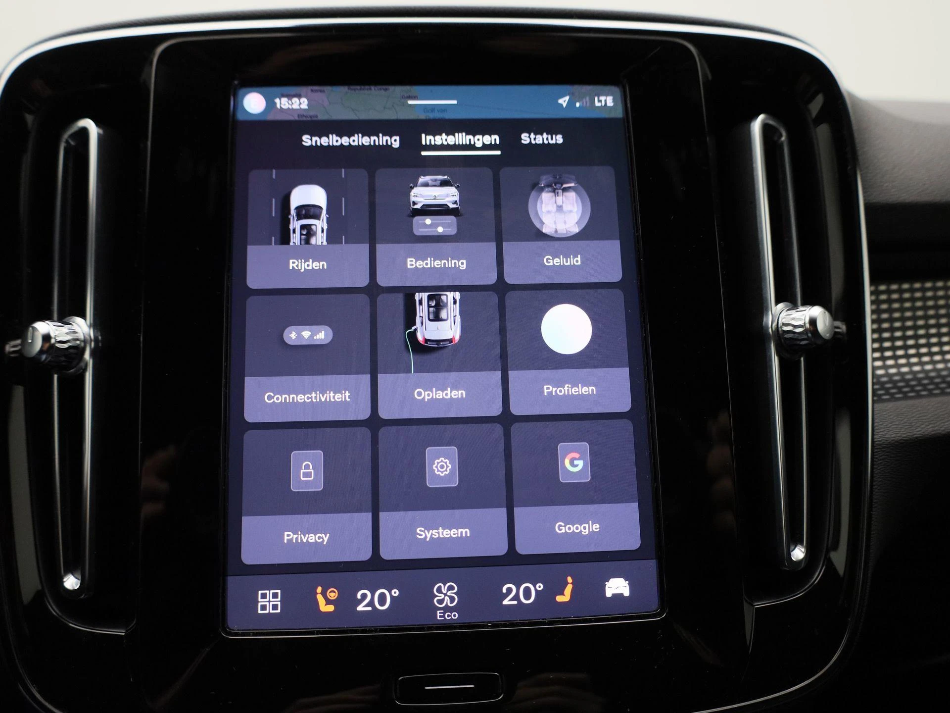 Volvo-XC40-image-27