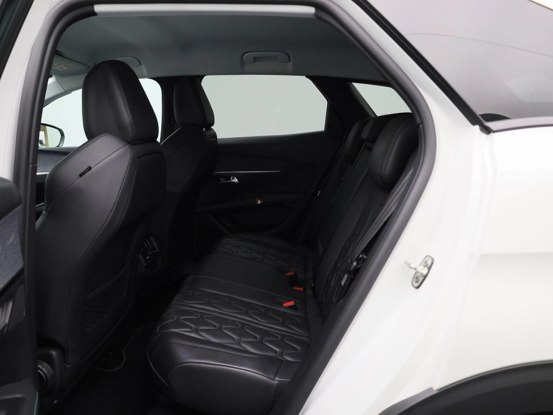 Peugeot-3008-image-9