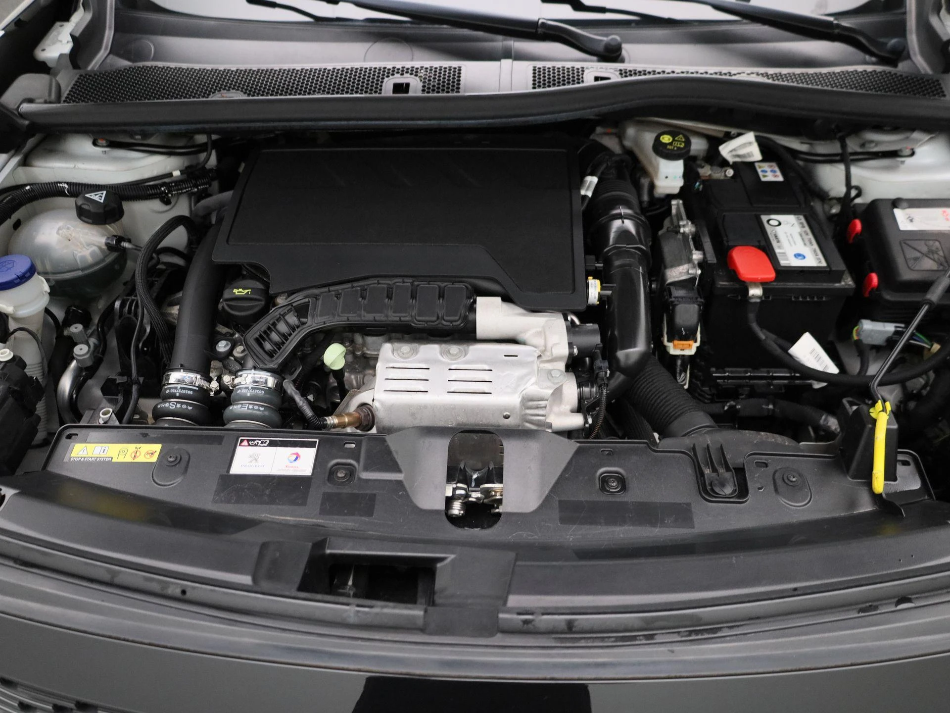 Peugeot 2008 1.2 PureTech Allure