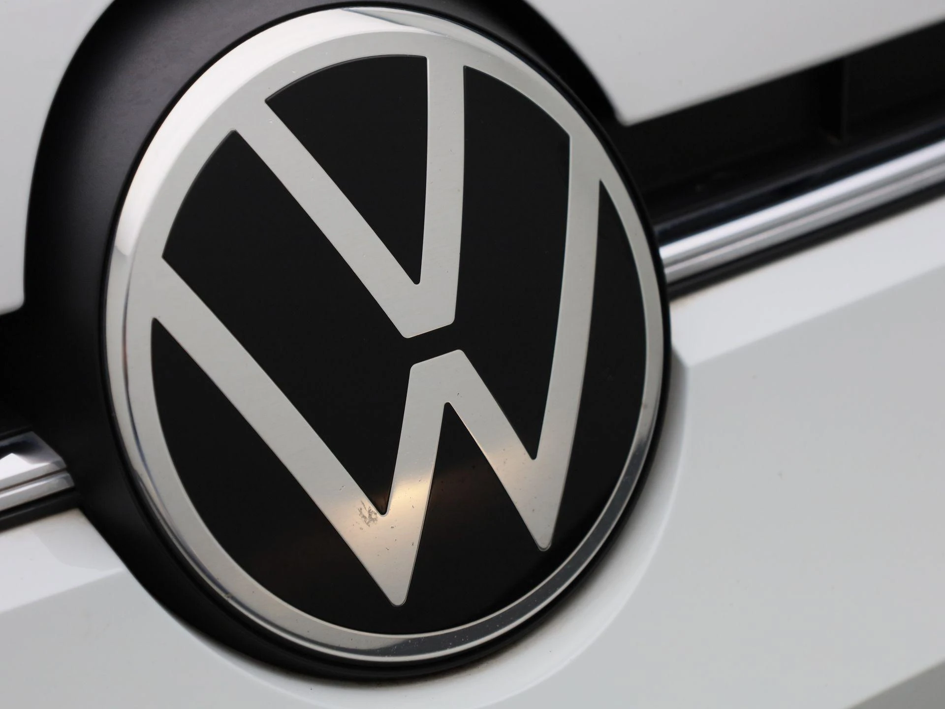 Volkswagen-up!-image-22