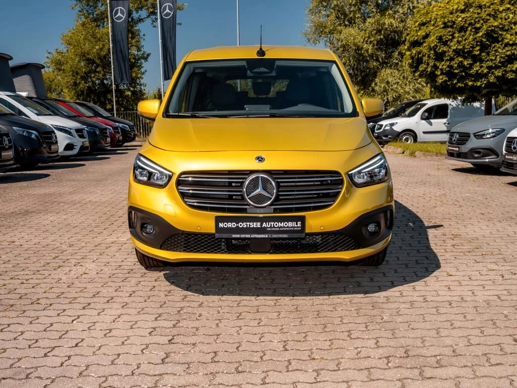 Mercedes-Benz-T-Klasse 180-image-2