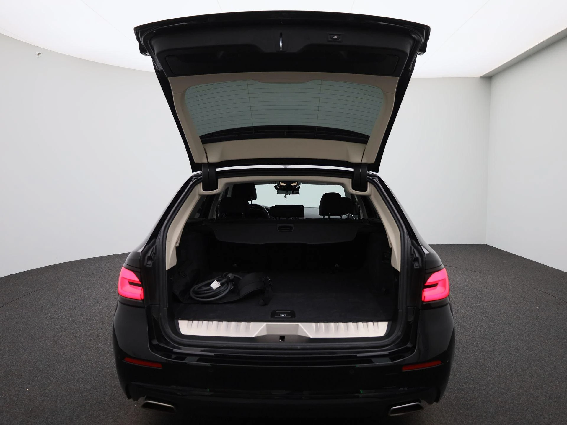 BMW-5 Reeks-image-12