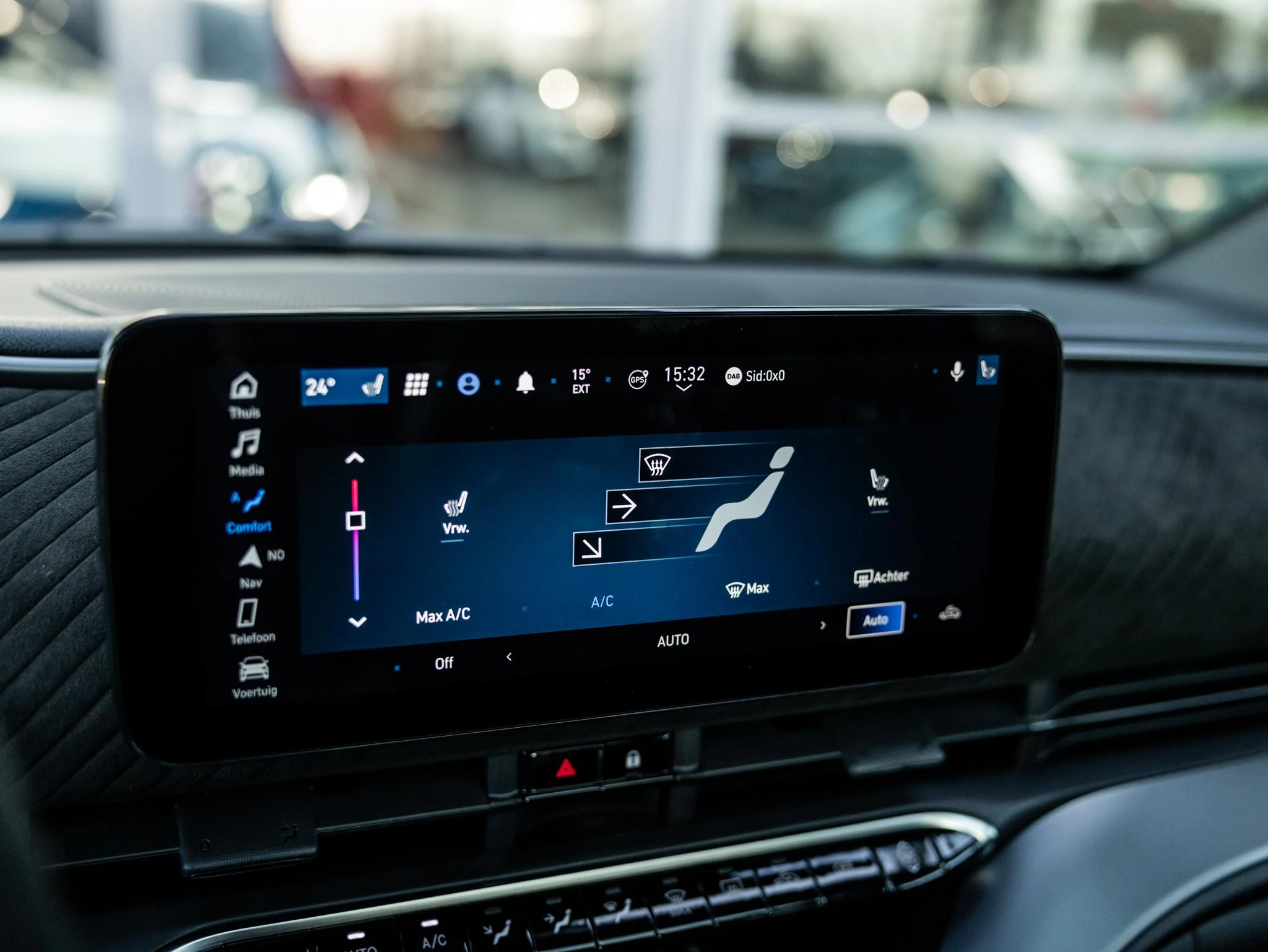 Abarth-500e-image-43