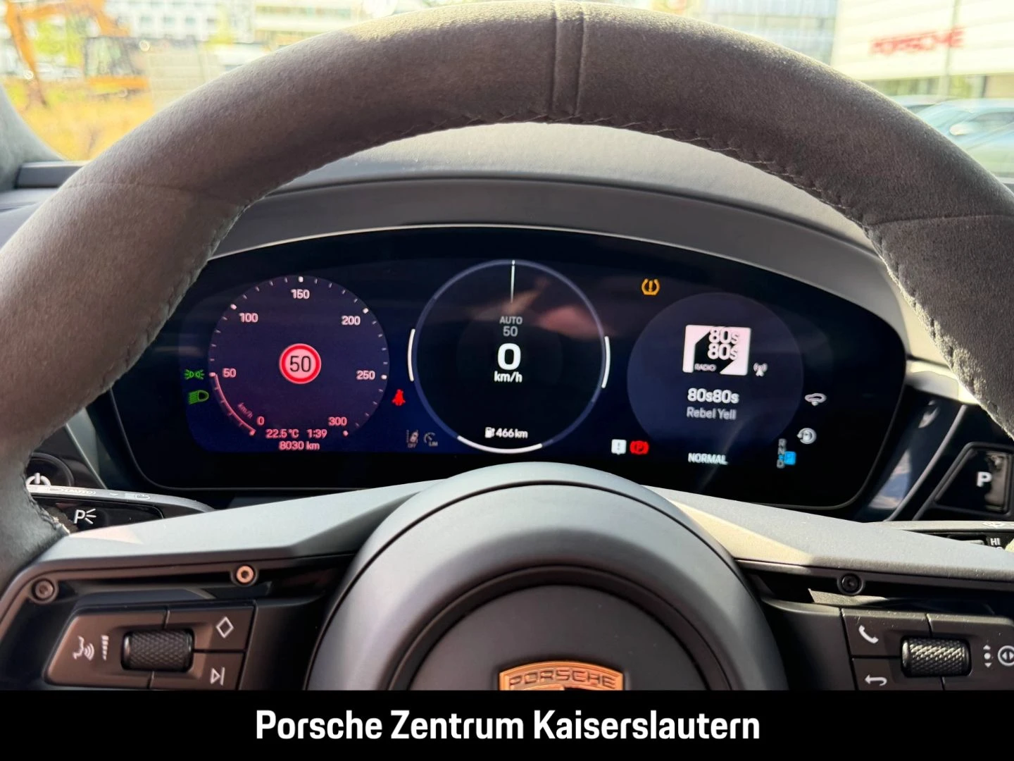 Porsche-Macan-image-20