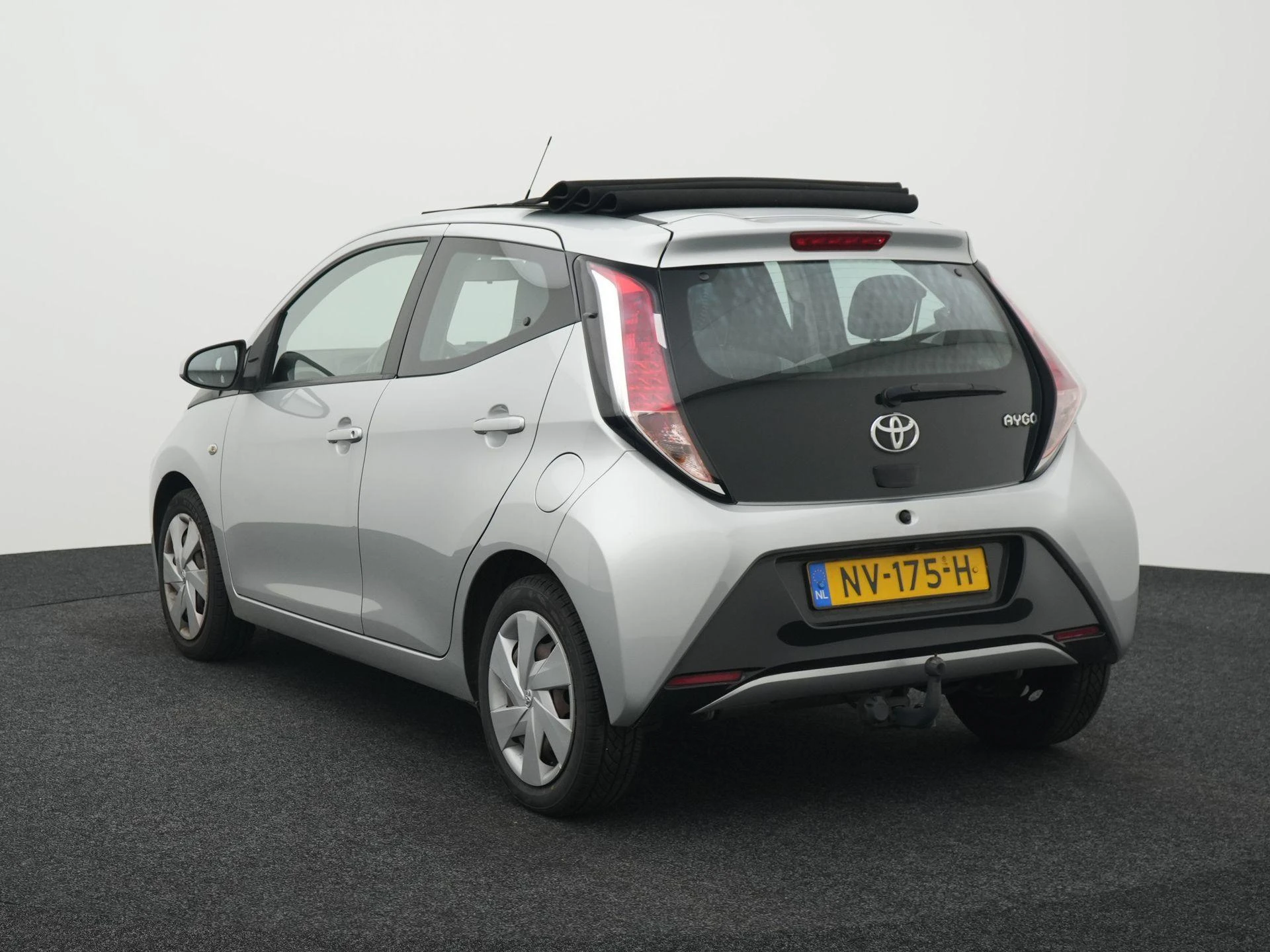 Toyota Aygo 1.0 VVT-i x-wave