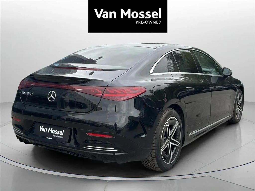 Mercedes-Benz-EQE-image-4