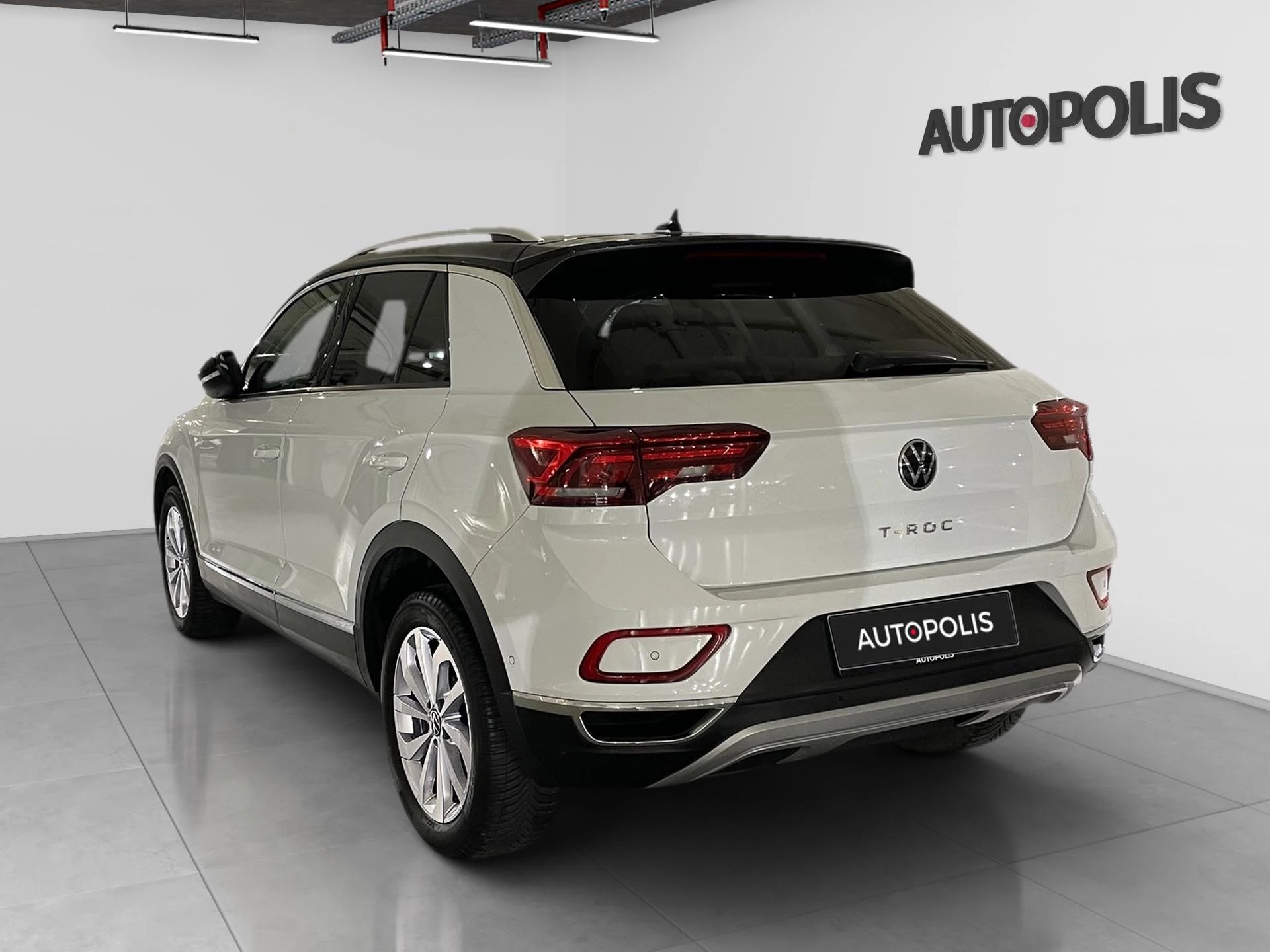 Volkswagen-T-Roc-image-17