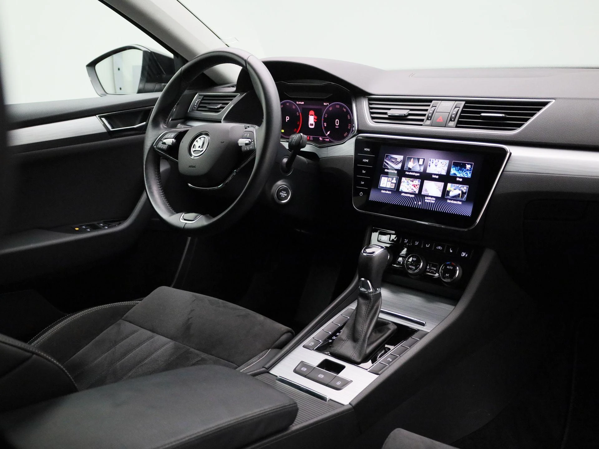 Škoda-Superb-image-40