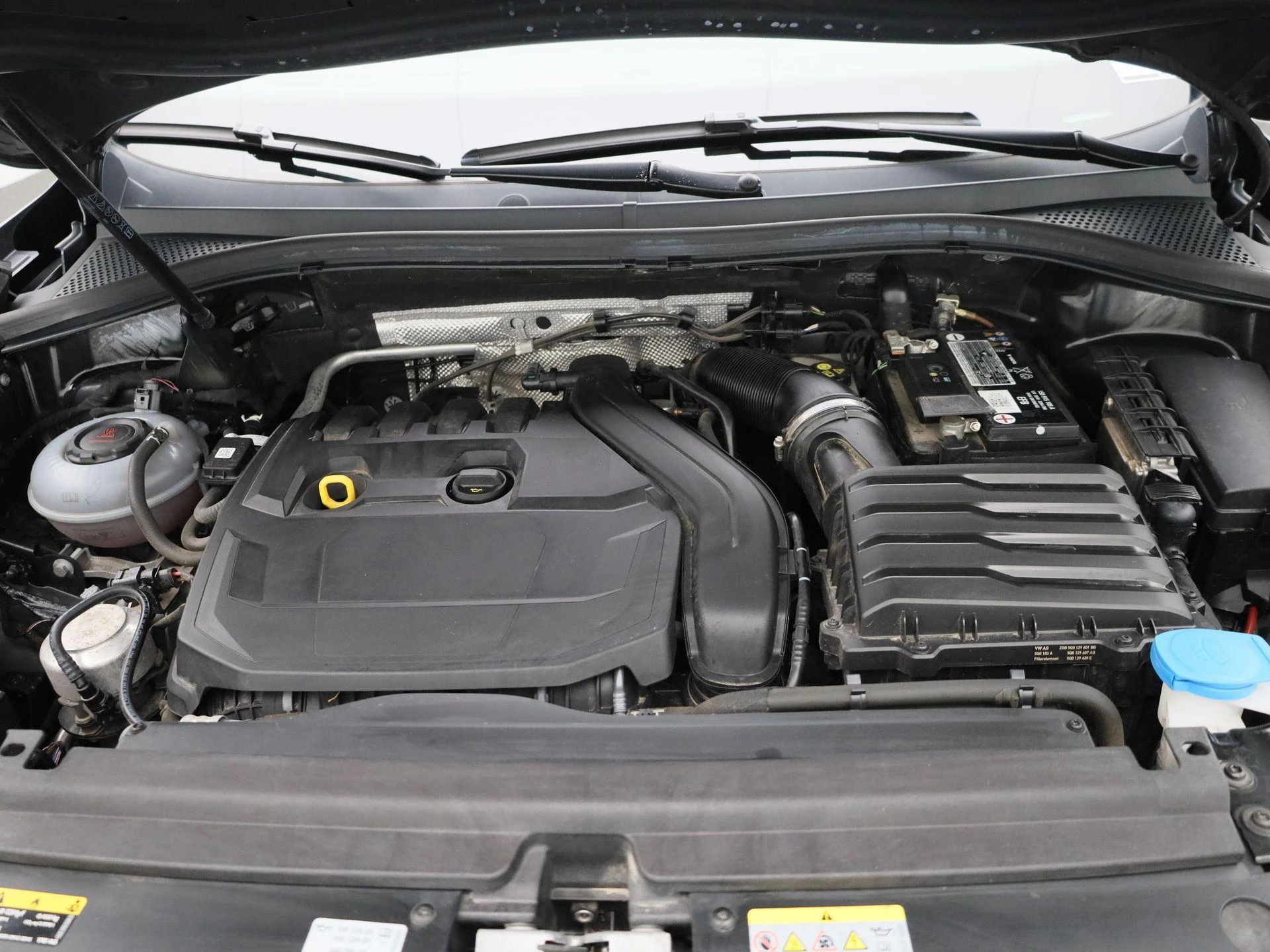 Volkswagen-Tiguan-image-32