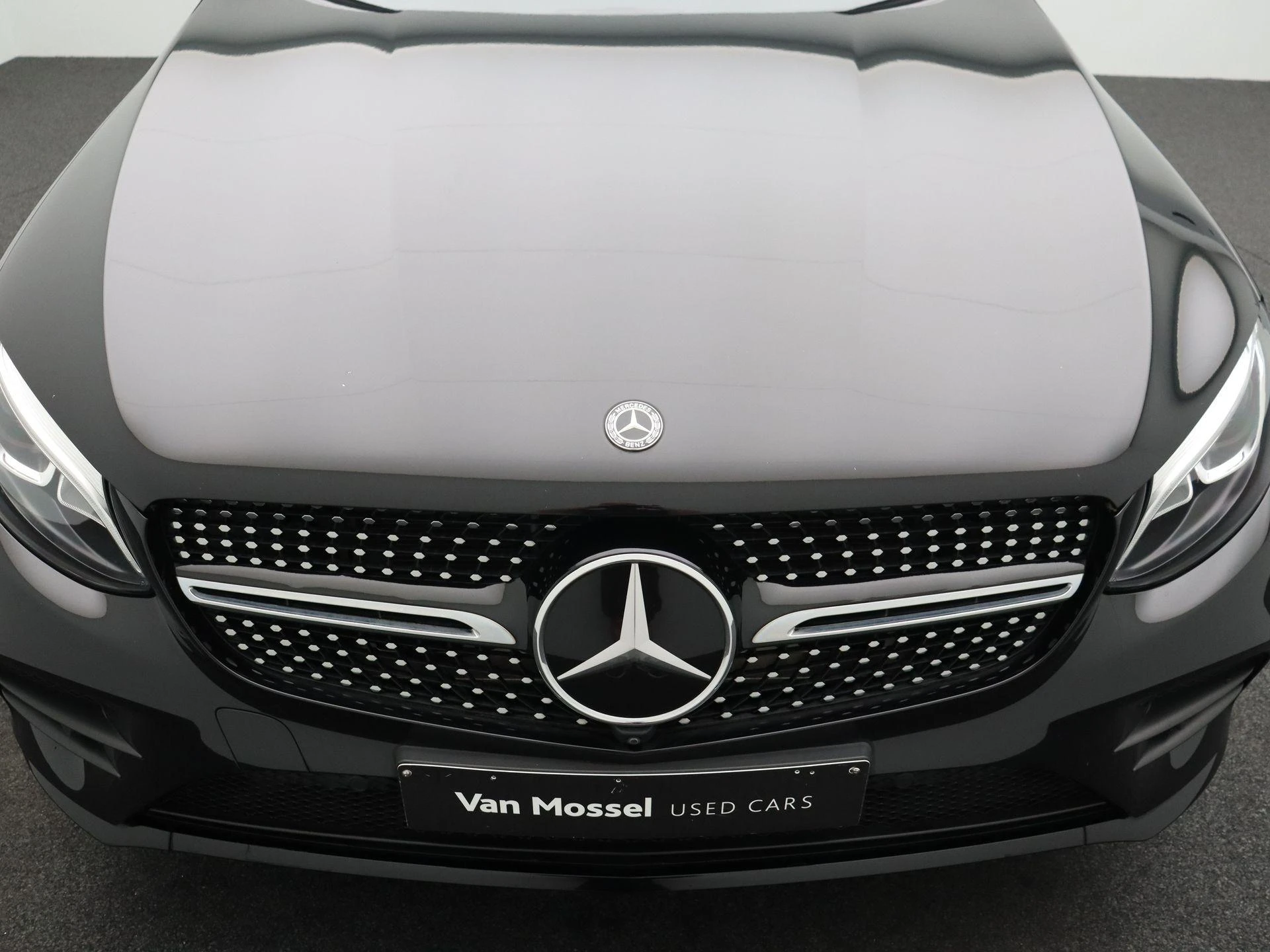 Mercedes-Benz-GLC-image-24