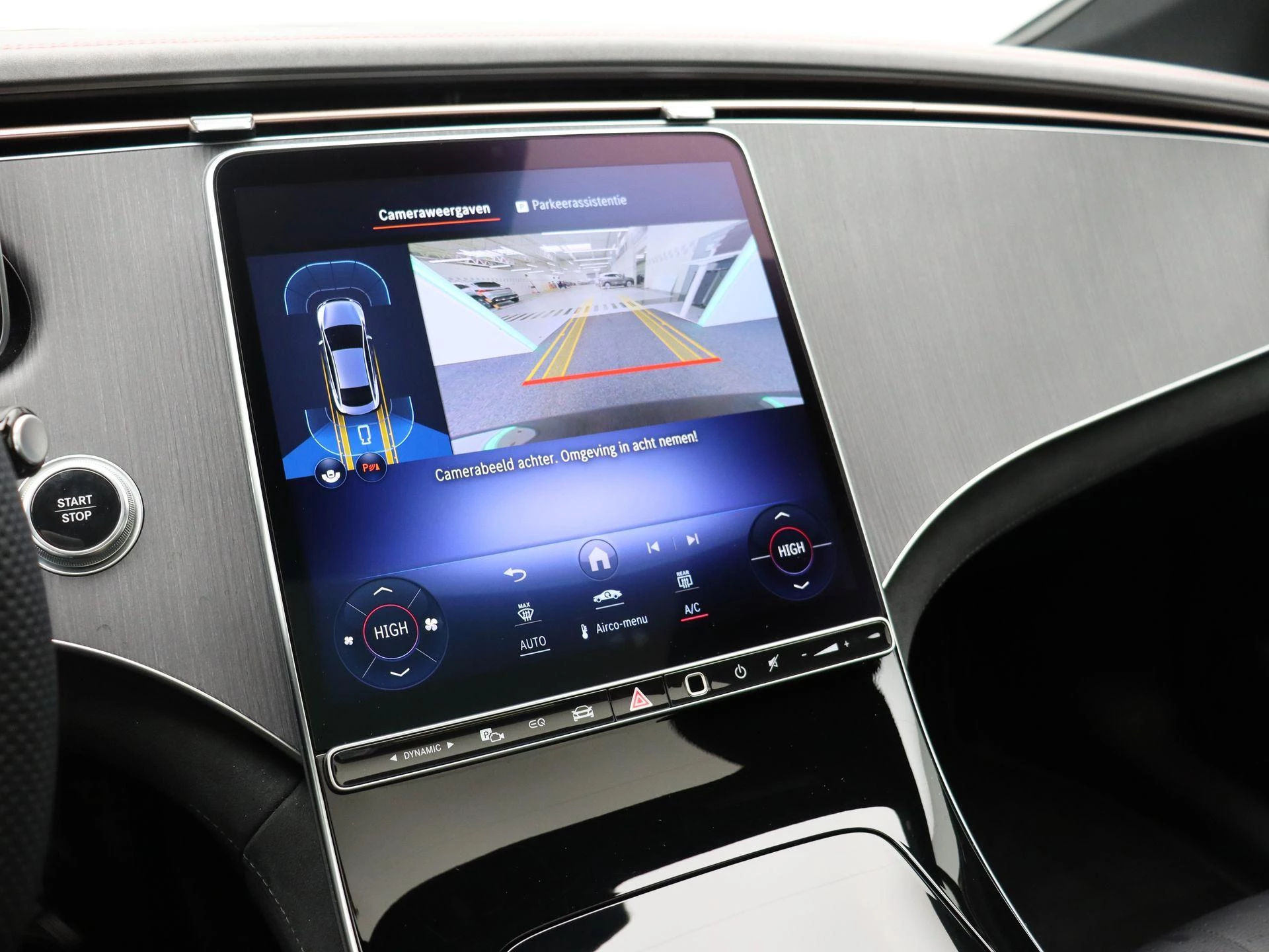 Mercedes-Benz EQE 300 AMG Line + AIRMATIC + LEDER + PANORAMISCH DAK +