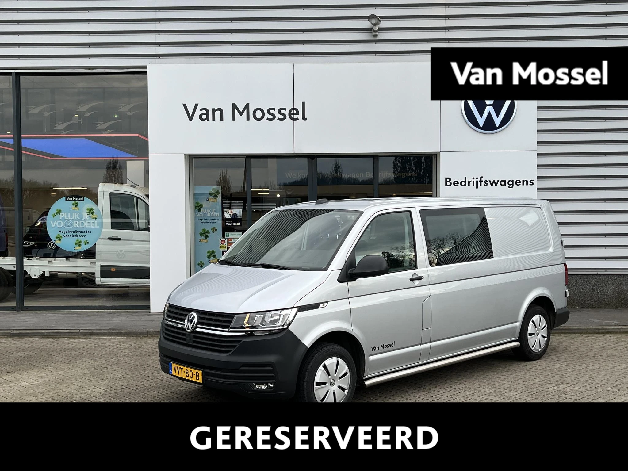 Volkswagen-Transporter-image-0