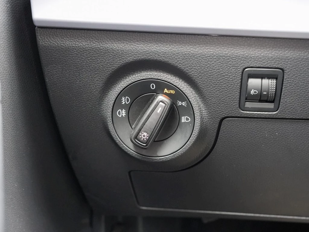 SEAT Ibiza 1,0 TSI DSG FR,LED,ALU 17",Climatronic App Connect,Ledersportlenkrad