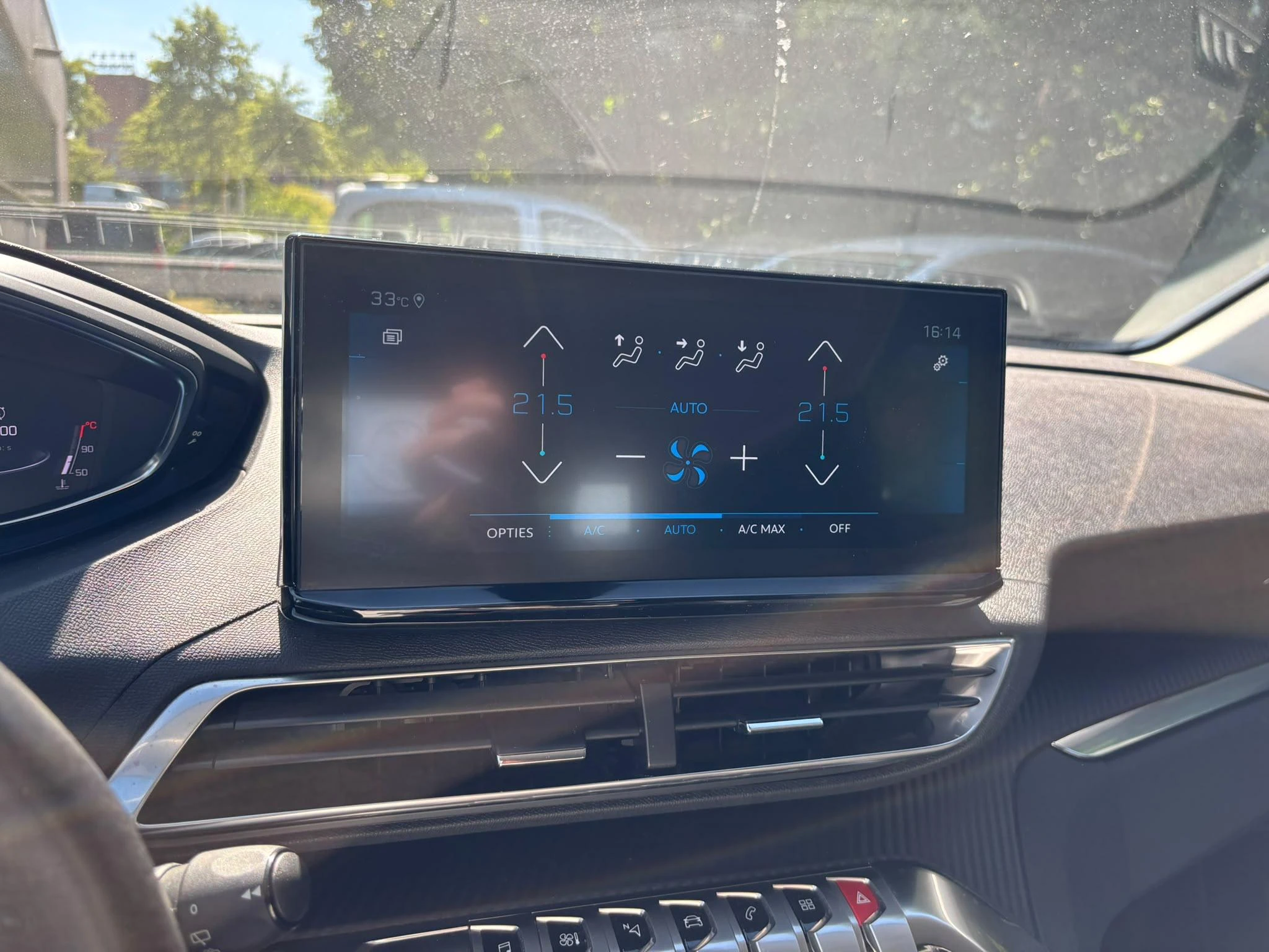 Peugeot-3008-image-15