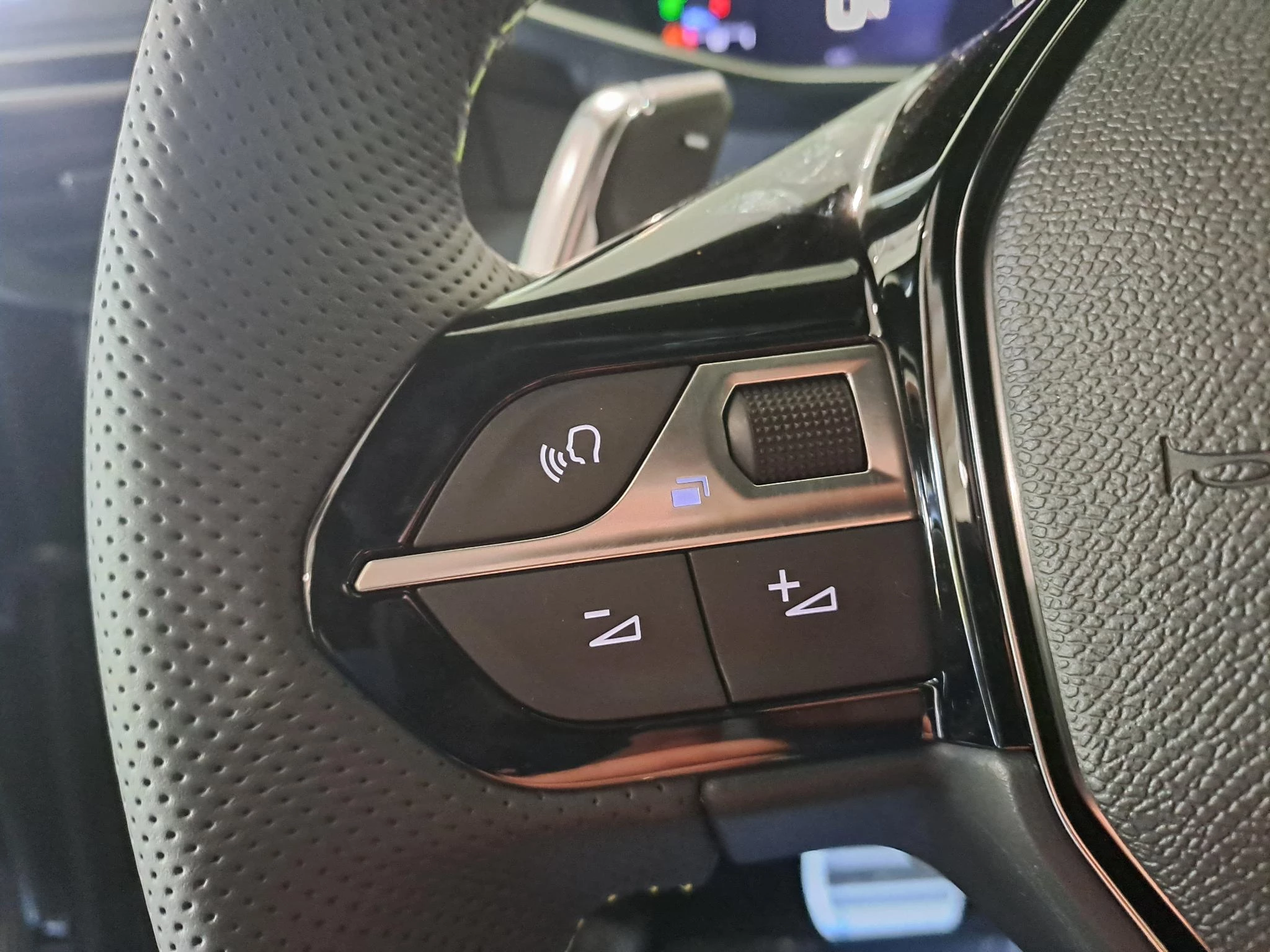 Peugeot-2008-image-10