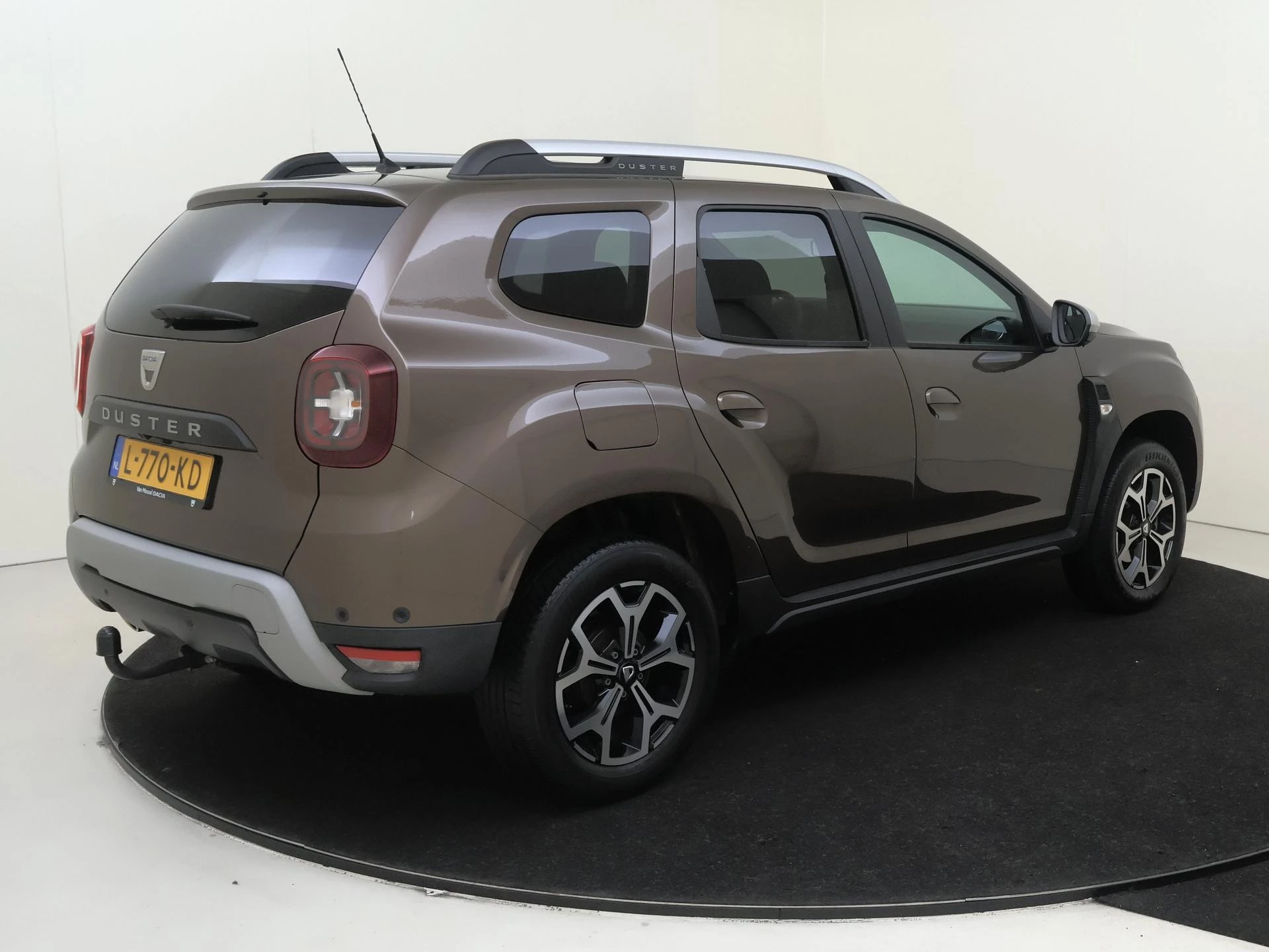Dacia-Duster-image-3