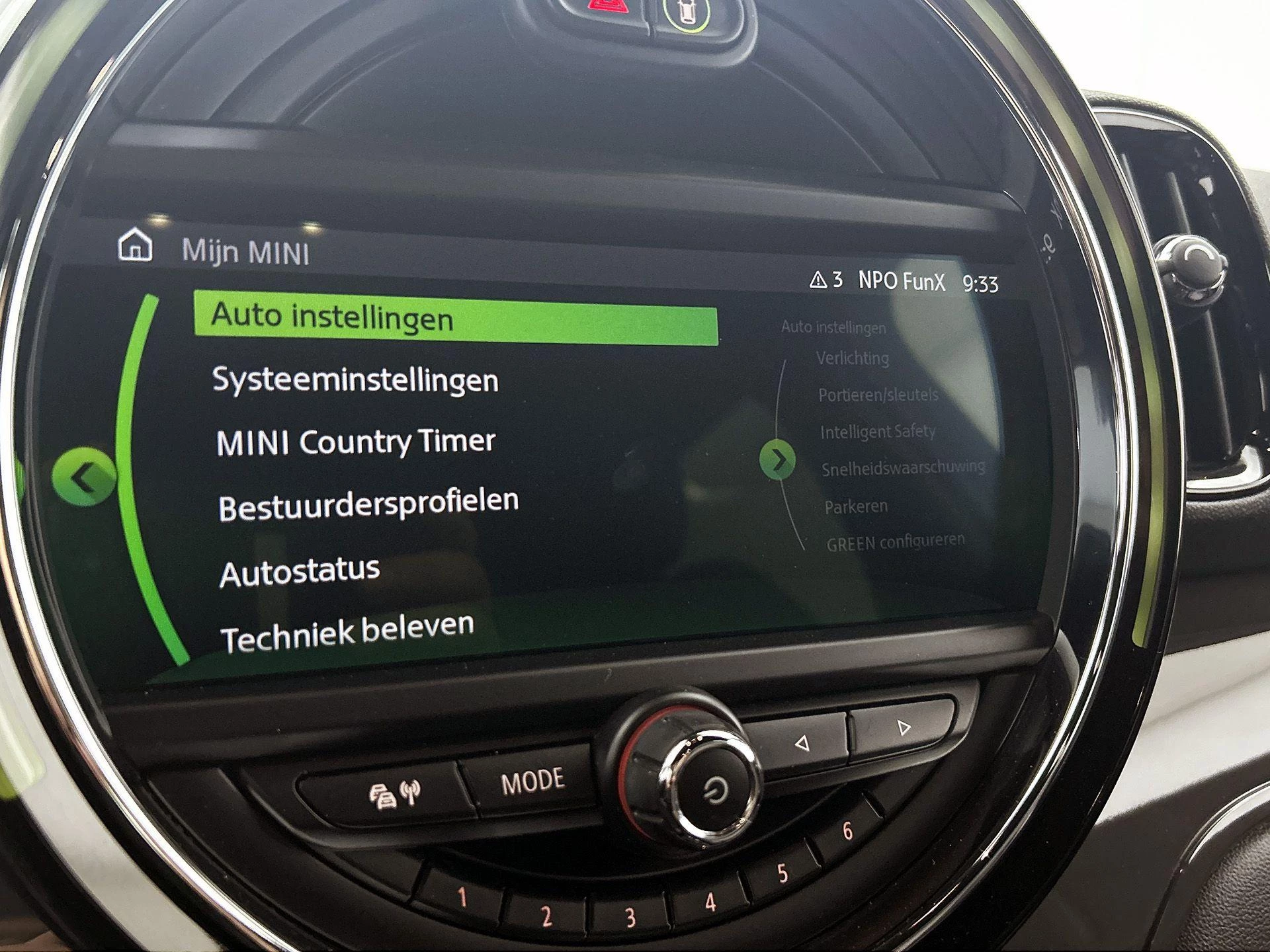 MINI Countryman 1.5 Cooper Dutch Made Edition