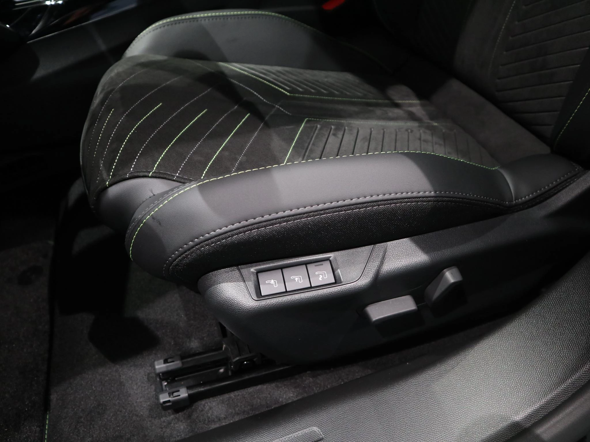 Peugeot-2008-image-8