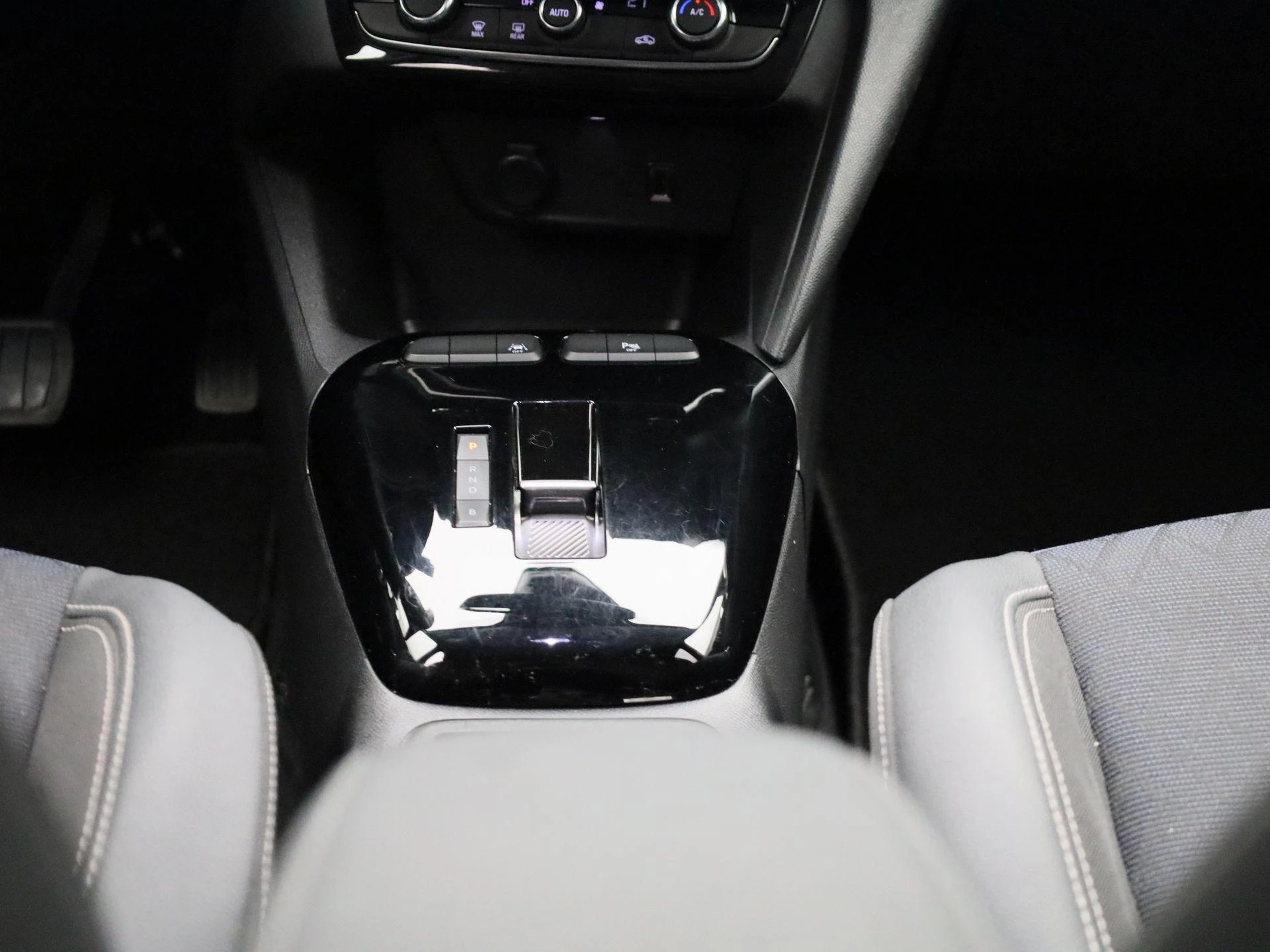 Opel-Corsa-e-image-9