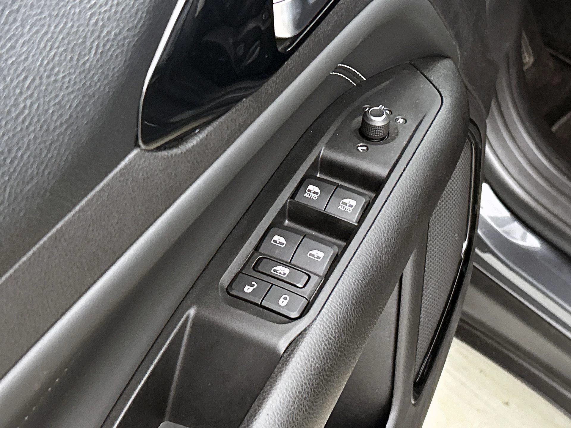 Jeep-Compass-image-33