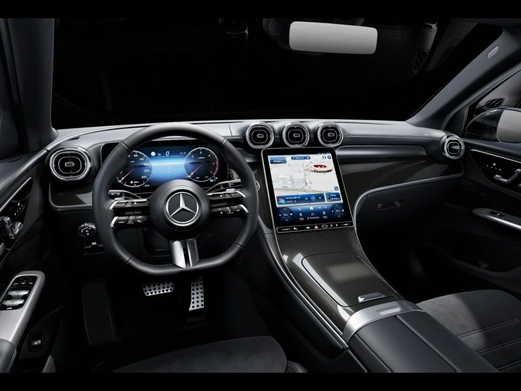 Mercedes-Benz-GLC 300 d-image-9