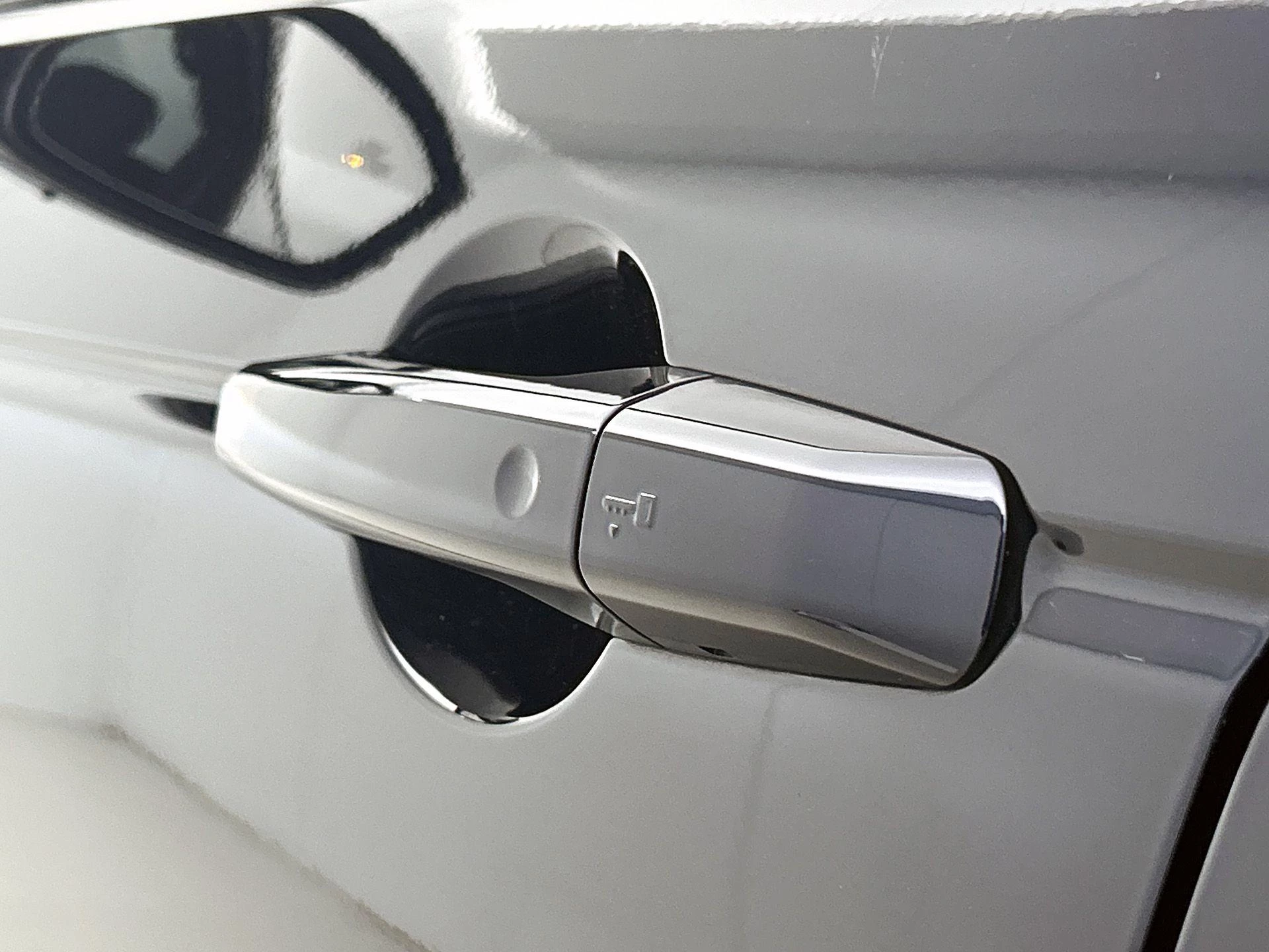 Land Rover-Discovery Sport-image-24