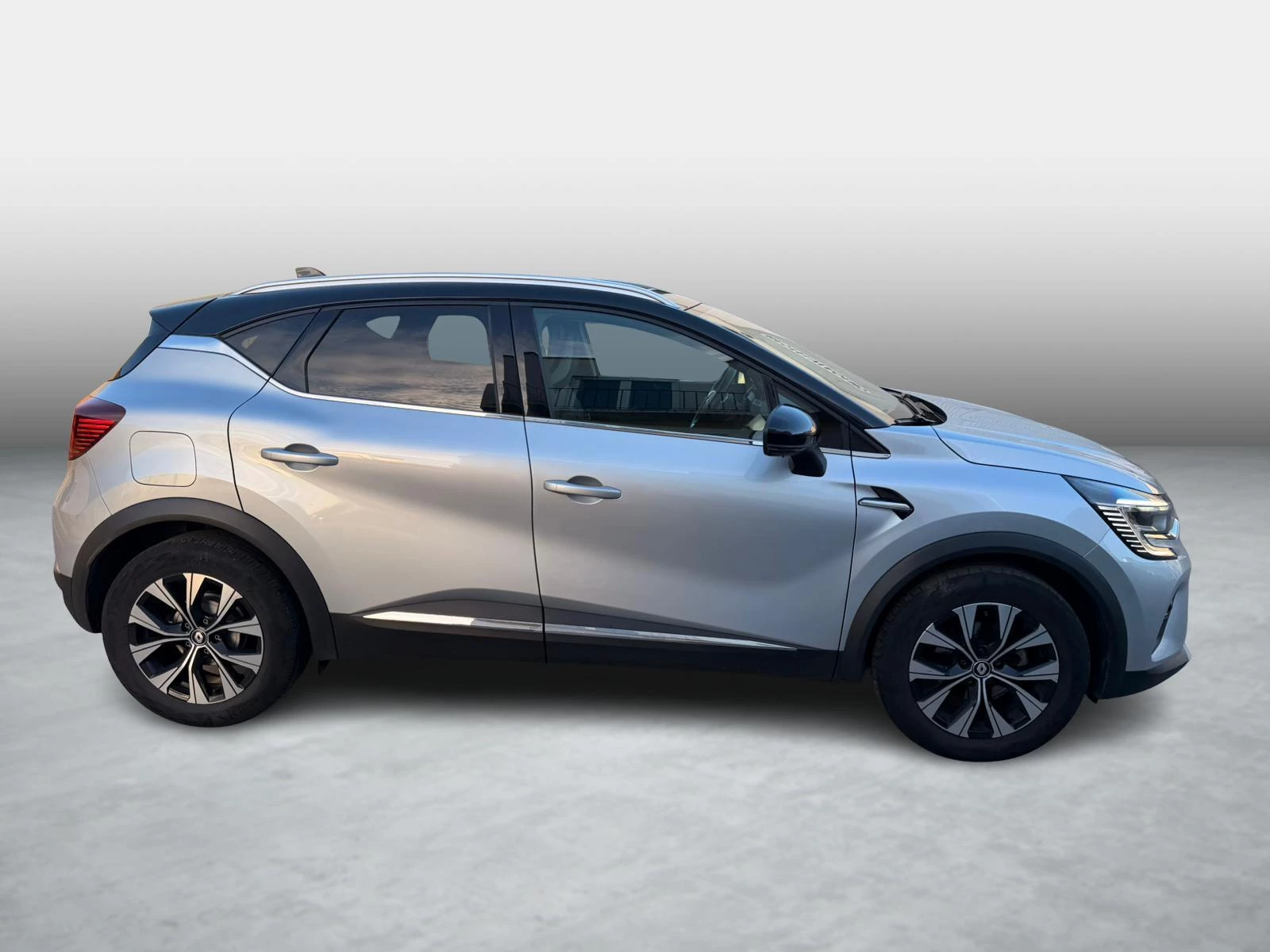 Renault-Captur-image-3