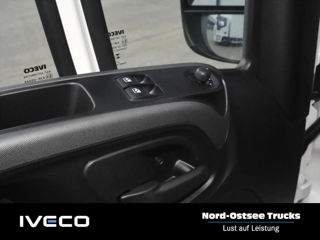 Iveco Daily 35S 14E V 260° LederLR Nebel AHK Rückfahr