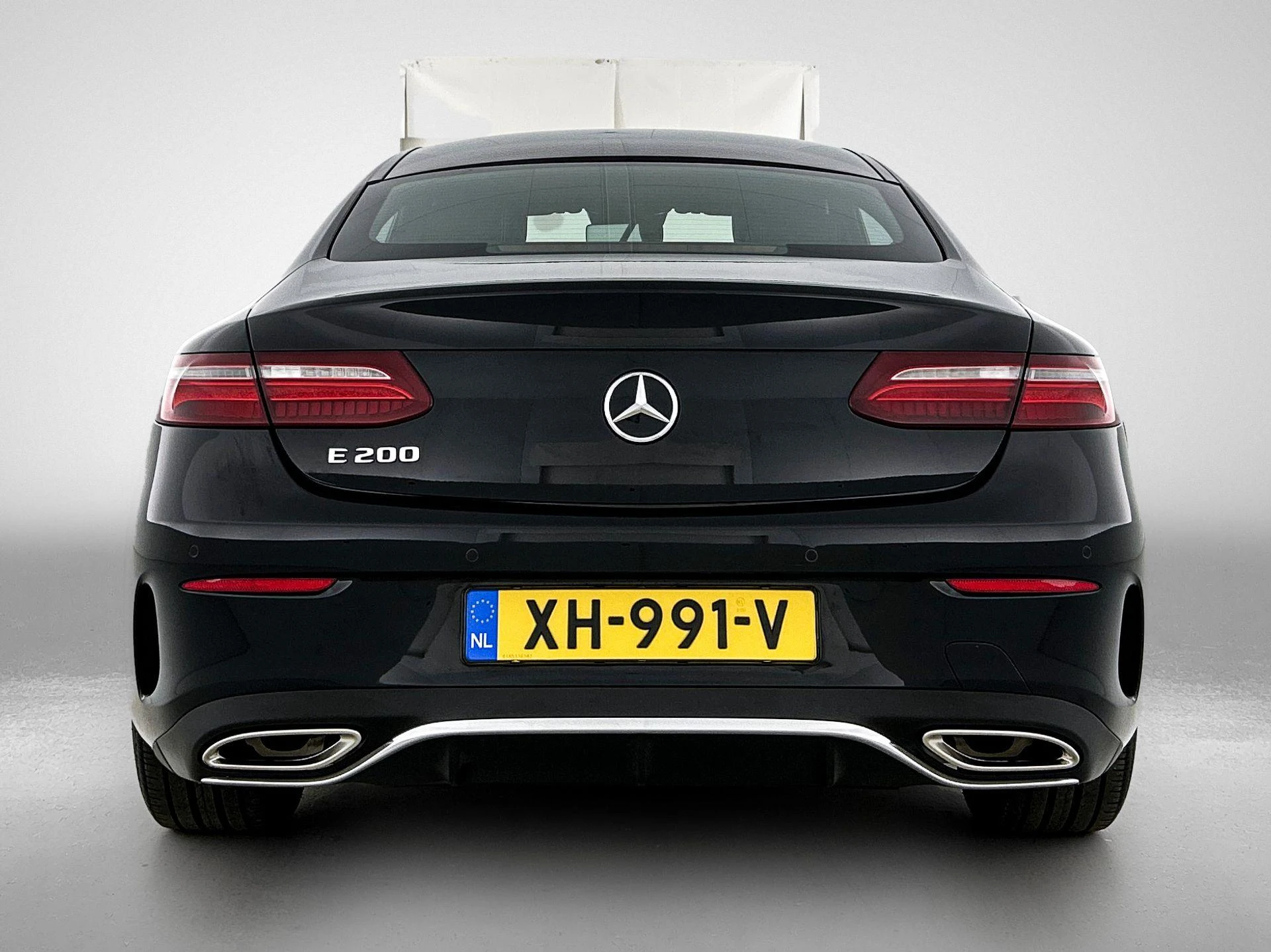 Mercedes-Benz-E-Klasse-image-2