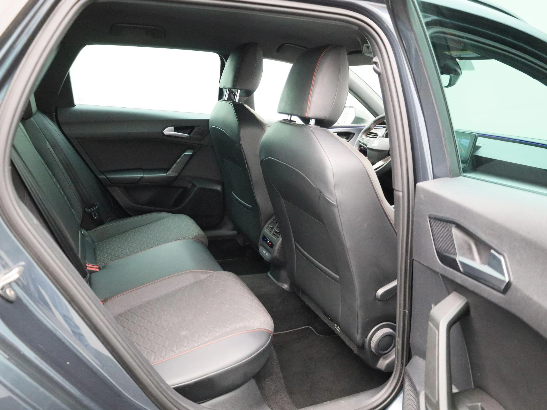 SEAT-Leon-image-34